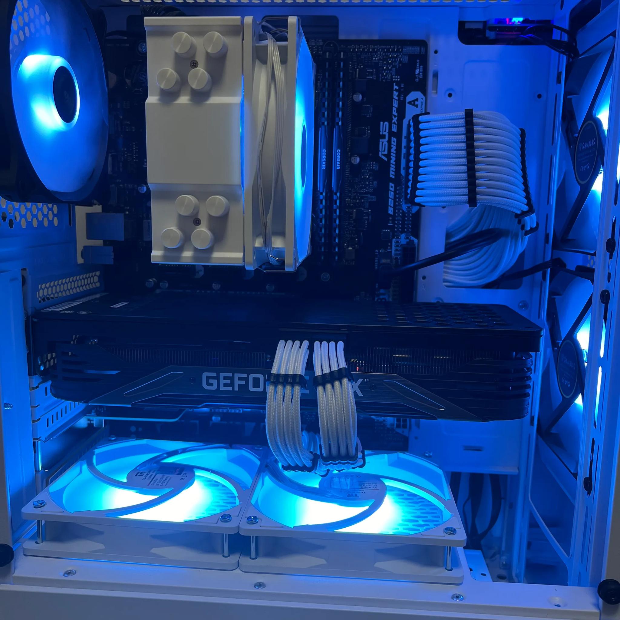 🥶🧊Frosty🥶🧊 | RTX 3070 Mid-Range PC | Intel Core i7 | 16GB RAM | 1TB SSD | Windows 11 Pro
