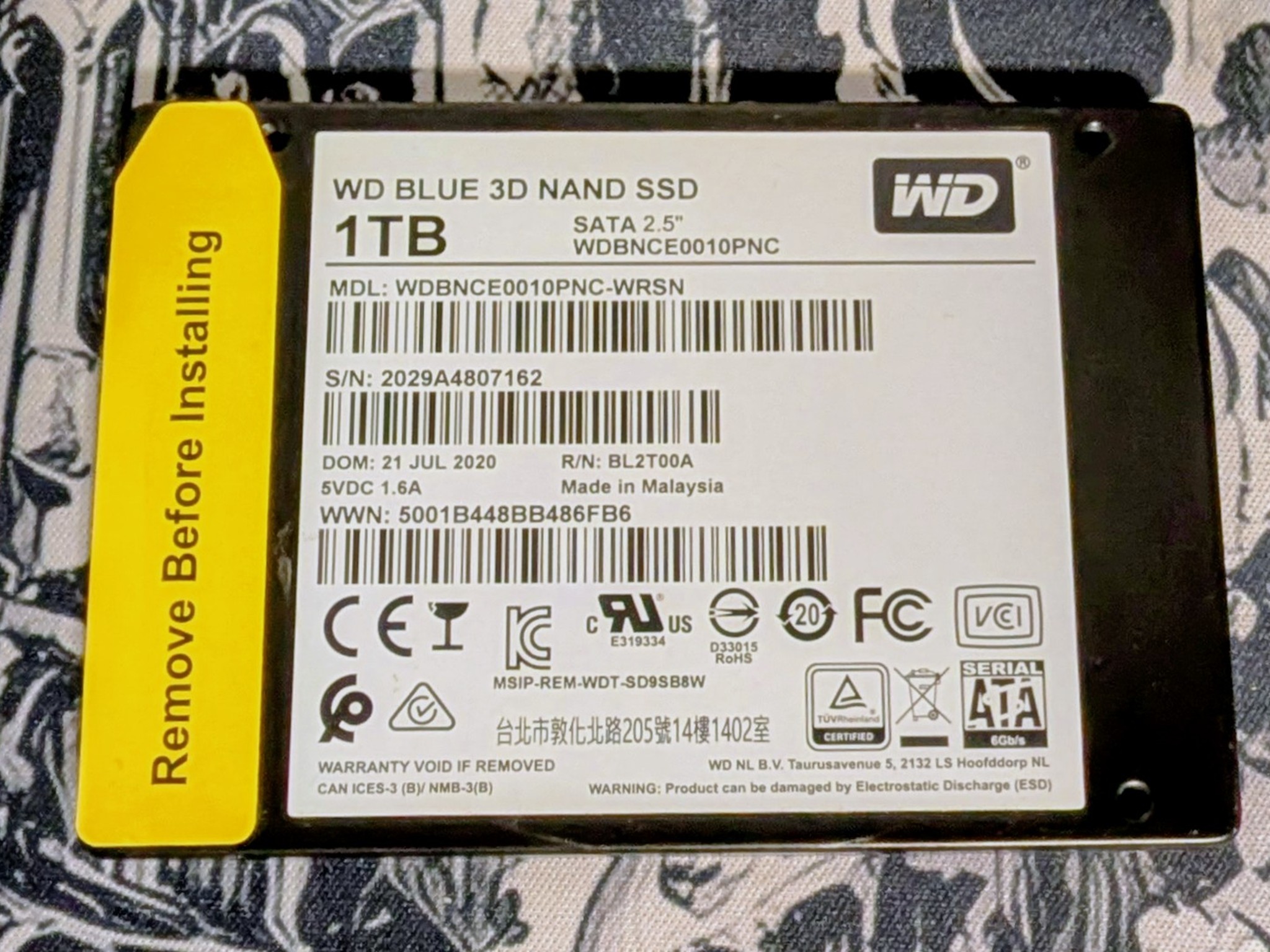 ☆★ WD Blue 1tb SSD 2.5 ★☆