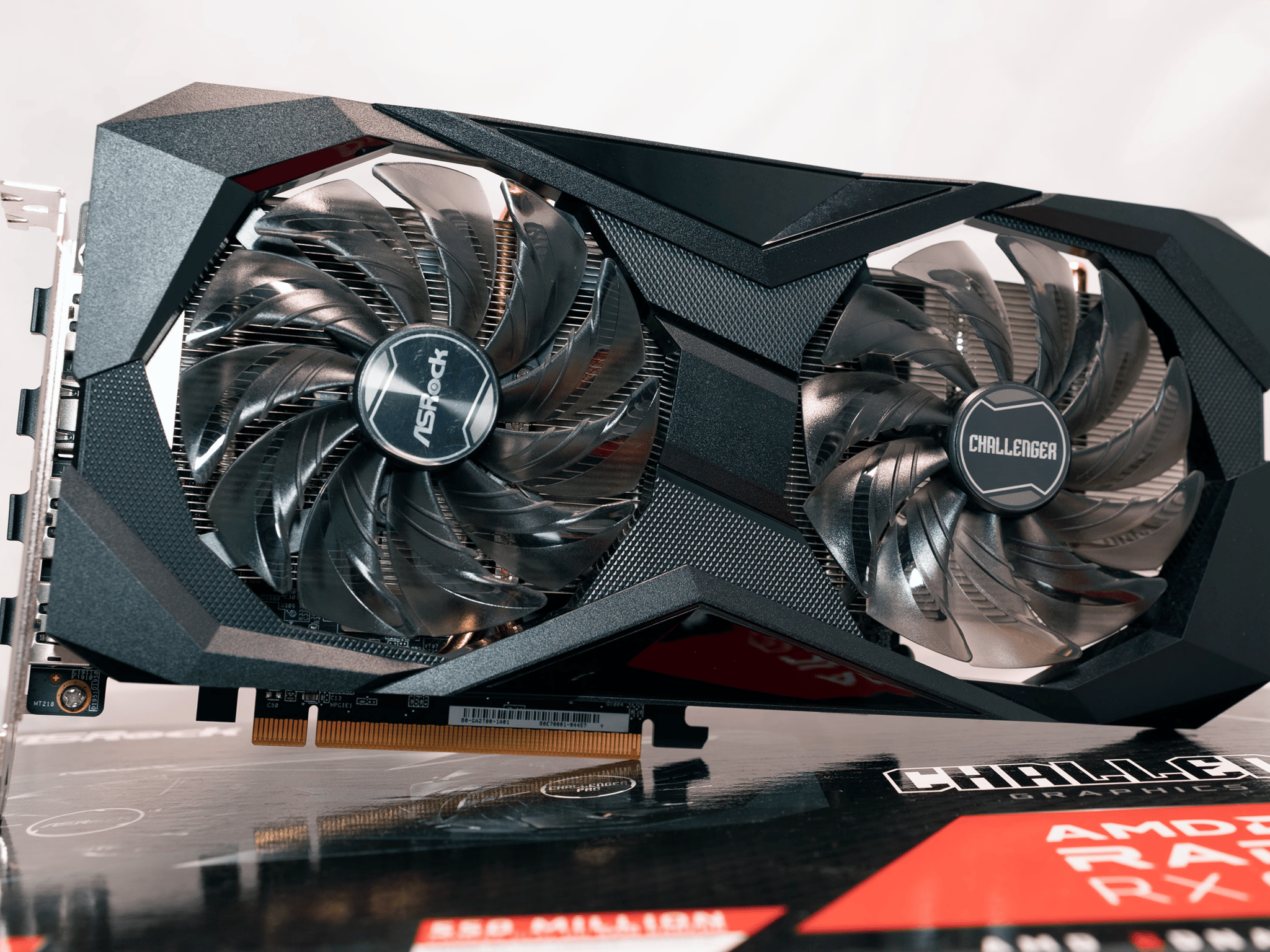 ASRock Challenger D Radeon RX 6600 XT 8GB GDDR6 PCI Express 4.0 Video Card RX6600XT CLD 8GO
