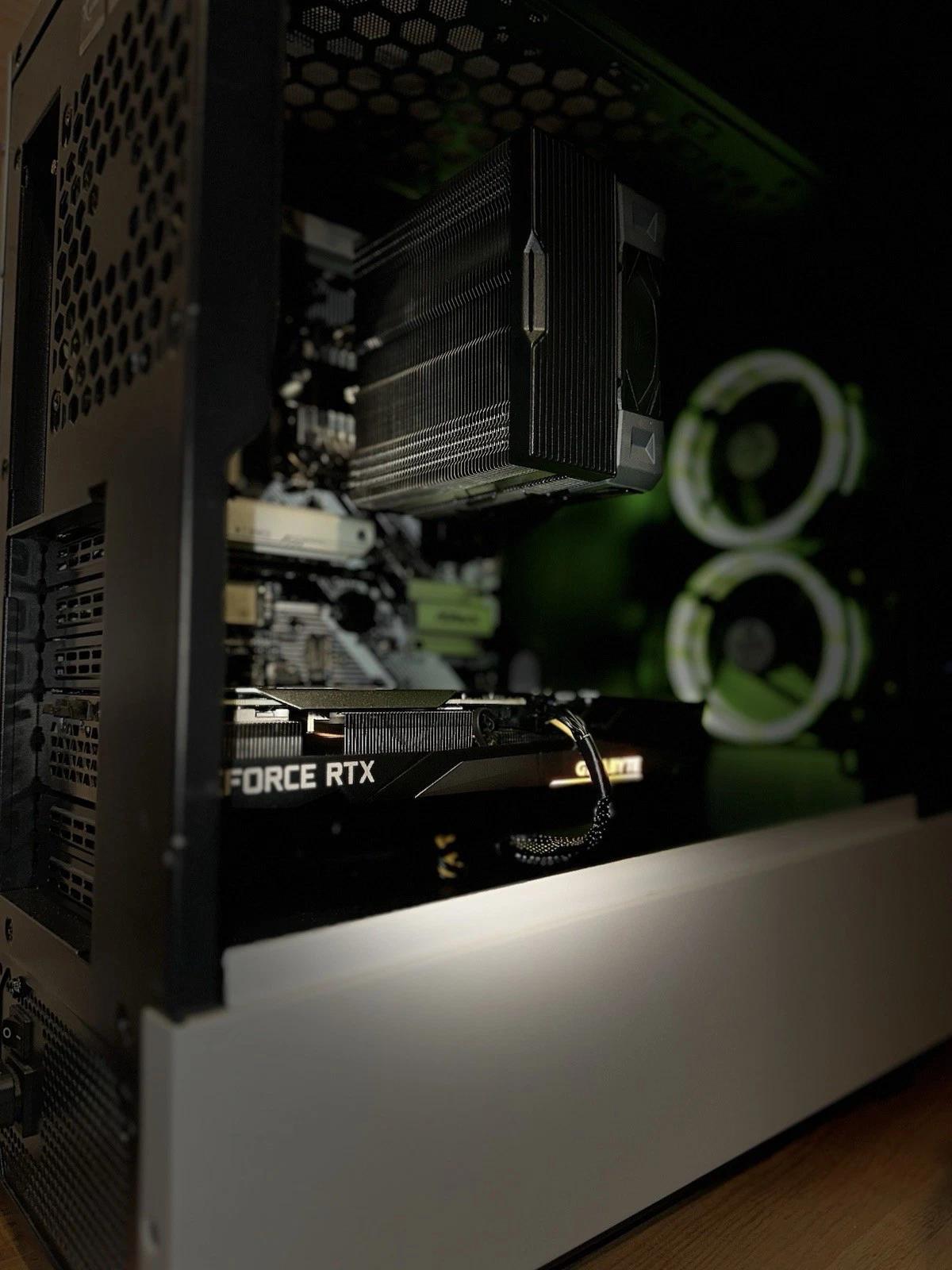 Powerful Ryzen 7 7700X RTX 3060 Ti Gaming PC - 32GB DDR5, 512GB SSD PLUG N PLAY!
