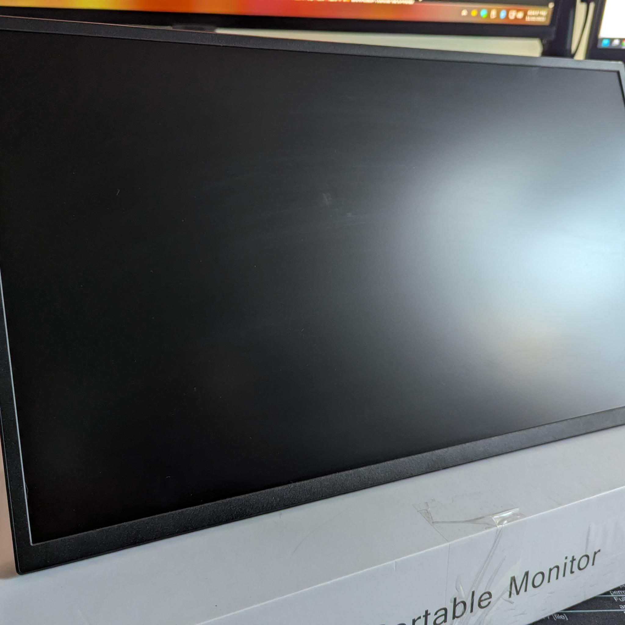 UPERFECT 18.5" Portable Gaming monitor | HDMI | USB-C | 100Hz Refresh Rate |  FHD 1080P | IPS