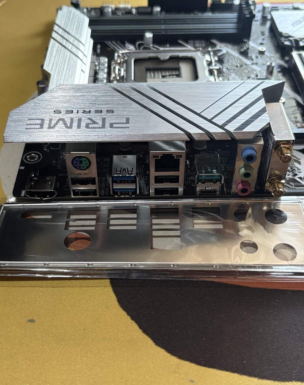 ASUS Prime Z790-P WiFi Intel Z790 LGA1700 ATX