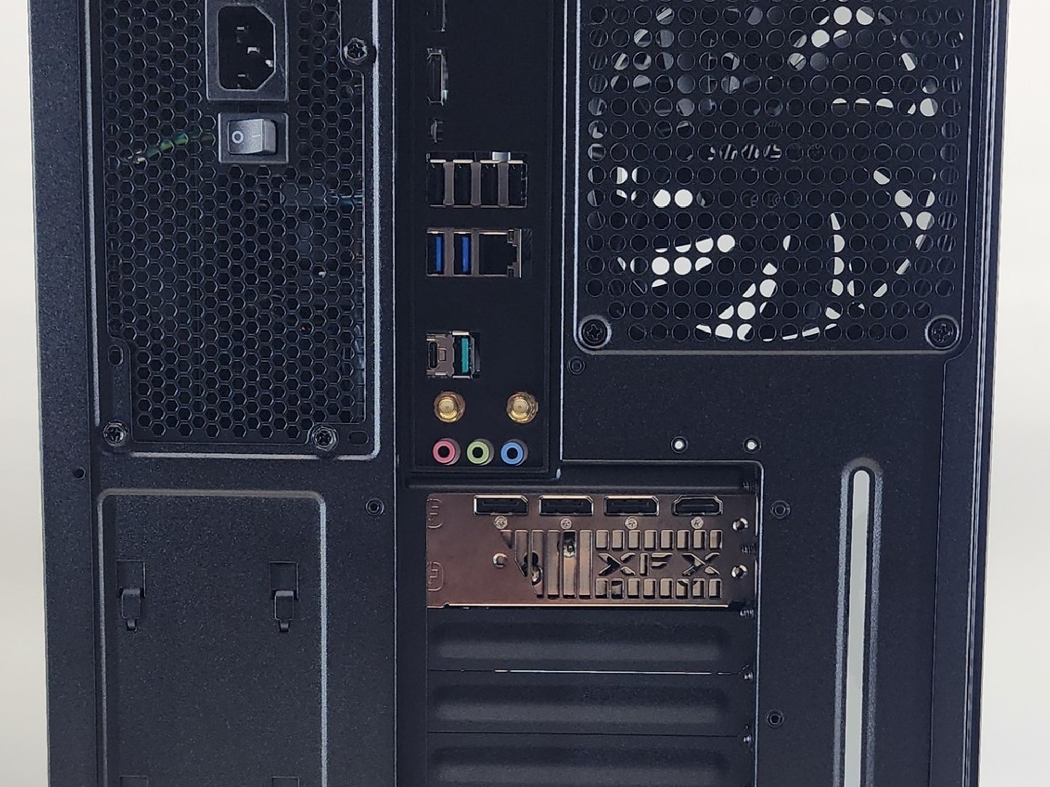 Gaming PC Ryzen 7 9700X 32GB RAM 2TB SSD RX 7900 XTX 24GB Windows 11 Computer