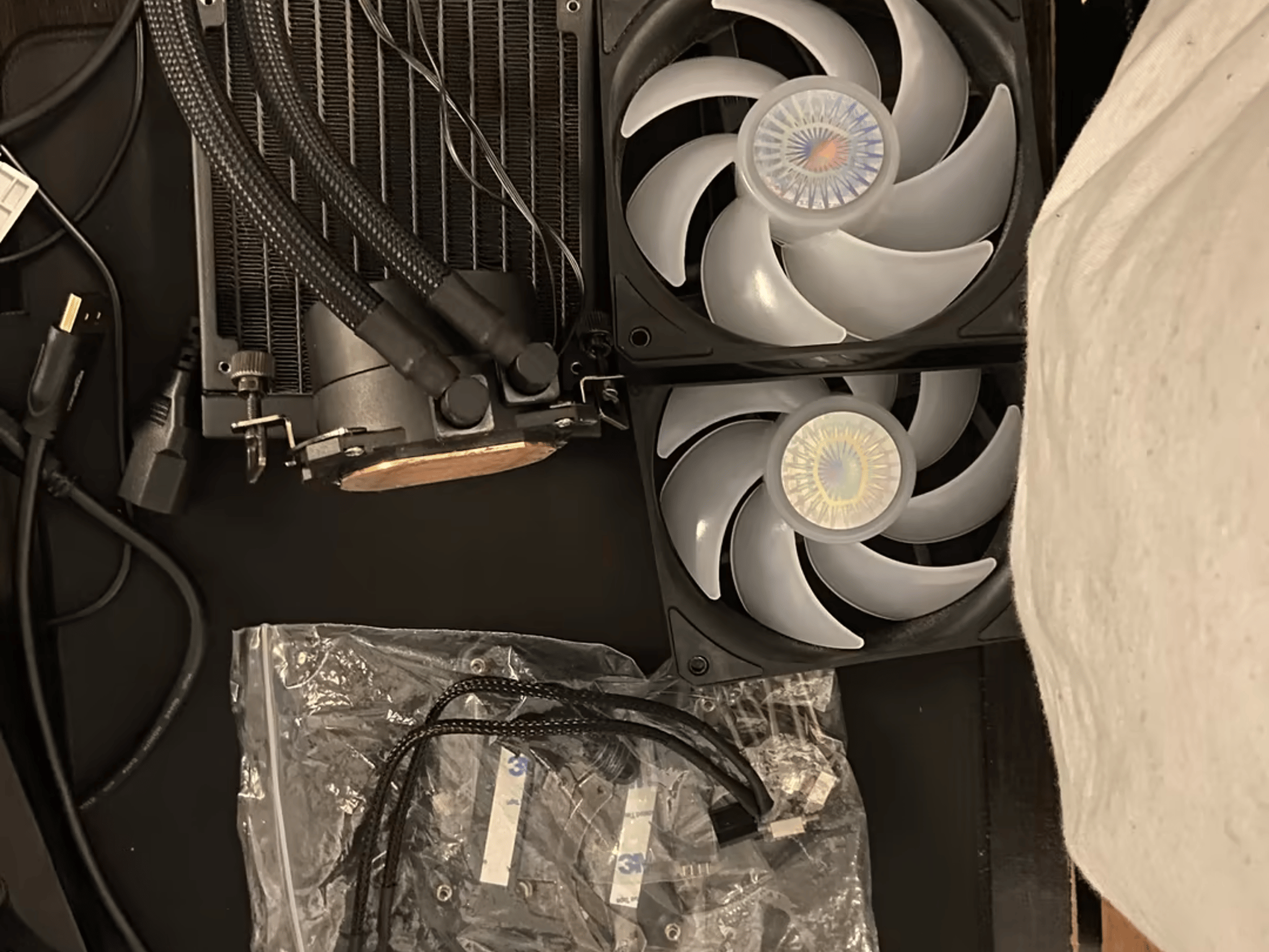 Cooler Master MasterLiquid ML240L RGB V2 AIO