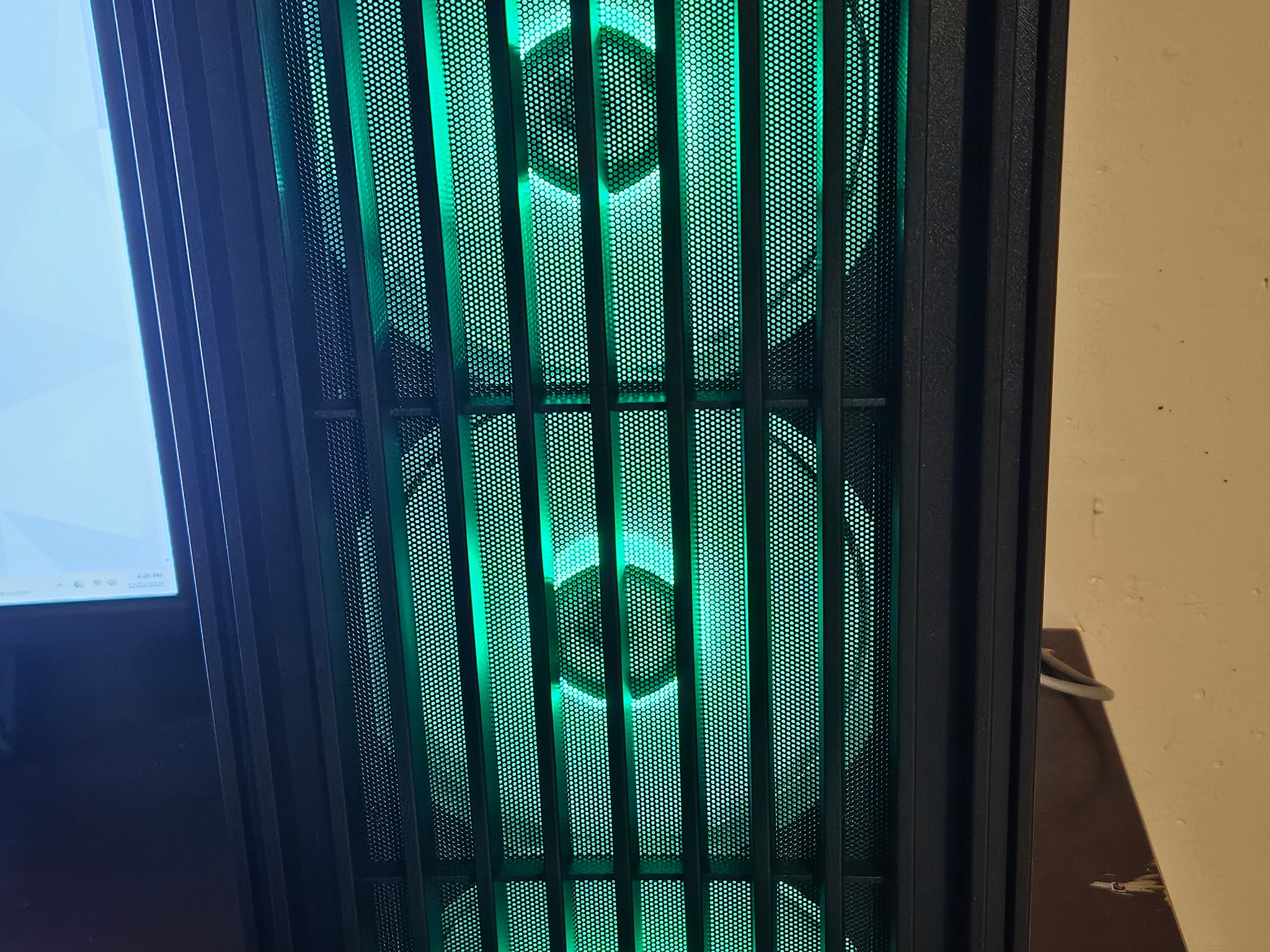Advanced Gaming PC | i7-10700K | RTX 5060 | 32GB | 750W | Z590 UD MB | 2 TB | Win 11 Pro |