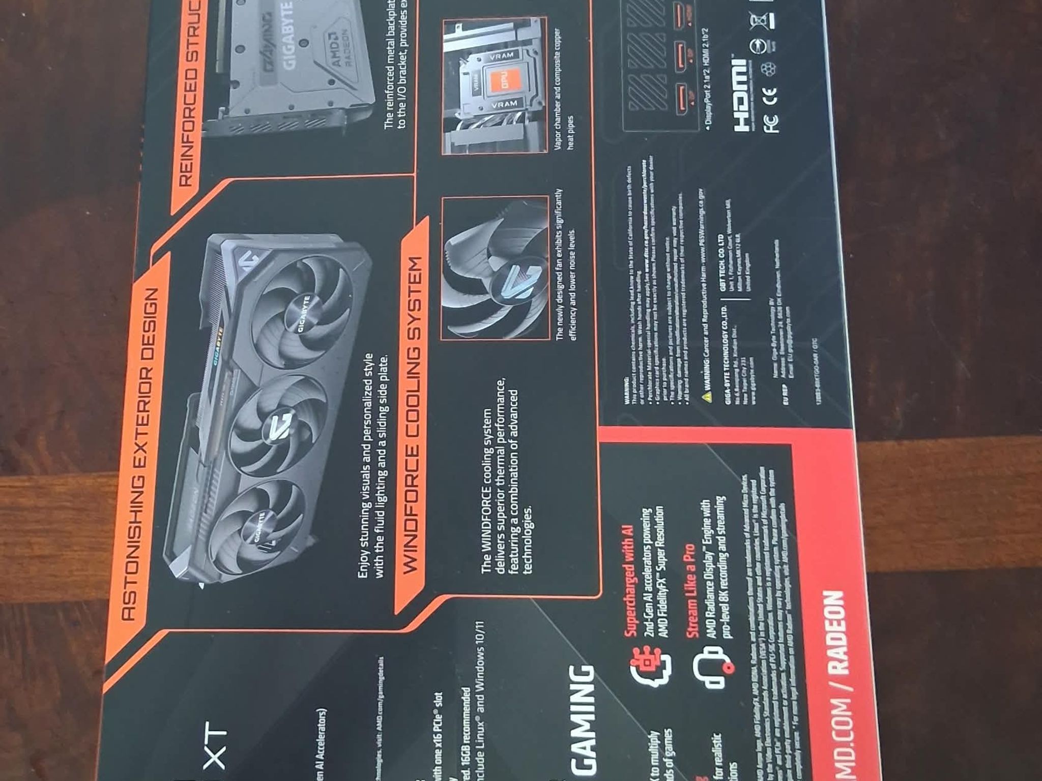 GIGABYTE RX 9070 XT GAMING OC 16G