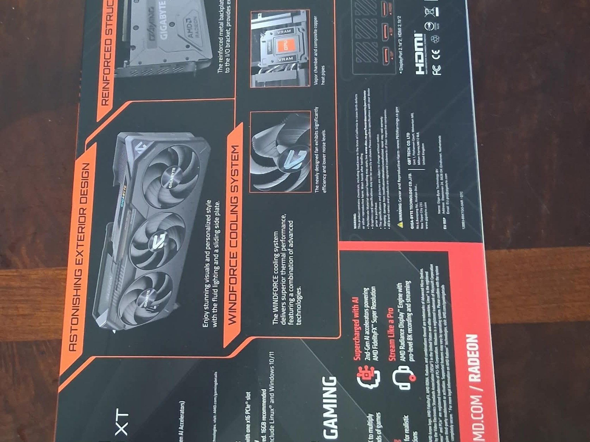 GIGABYTE RX 9070 XT GAMING OC 16G