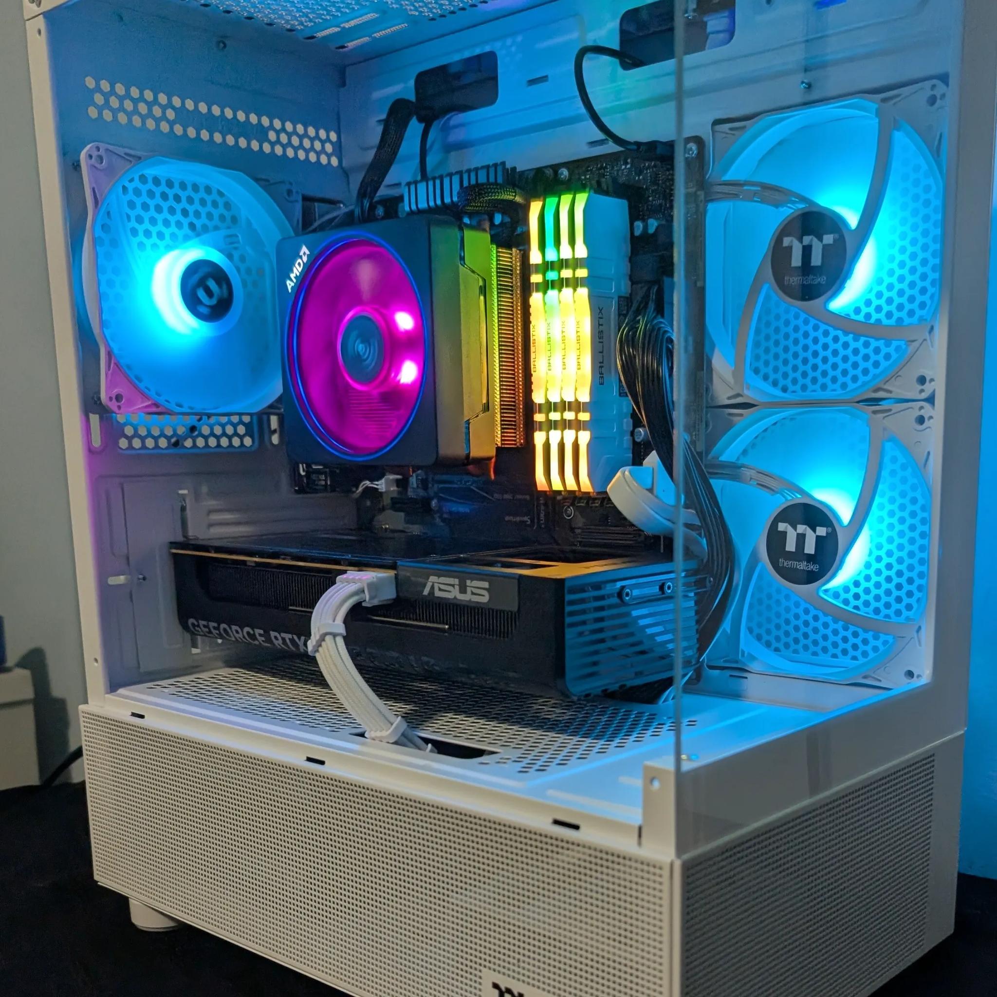 RTX 5060 - Ryzen 7 3700x - Compact Gaming PC