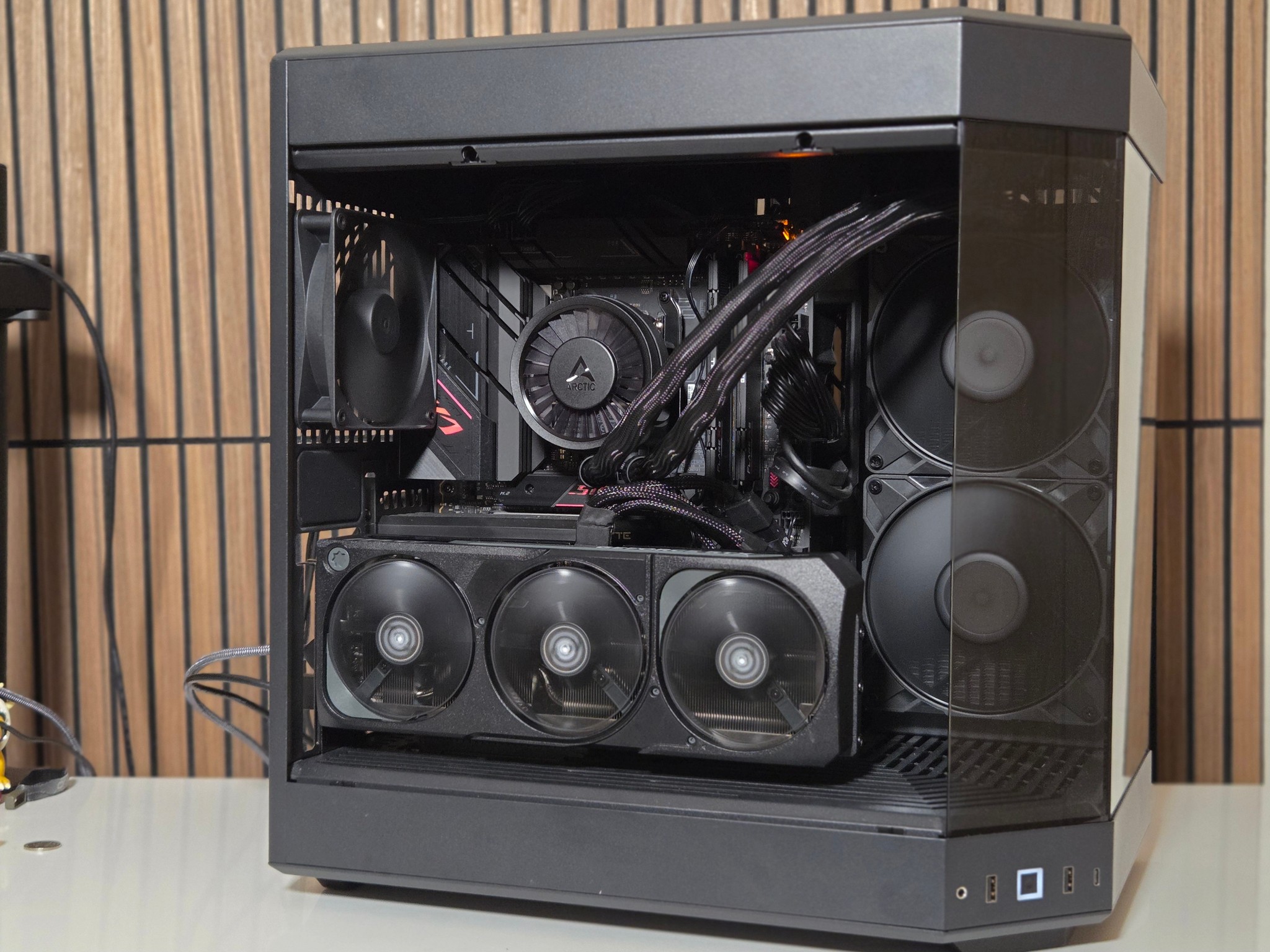ALL Black V2 | RTX 5080| Ryzen 9 7900x | 32GB DDR5 | 1TB NVME | GOLD PSU | Windows 11 | WIFI