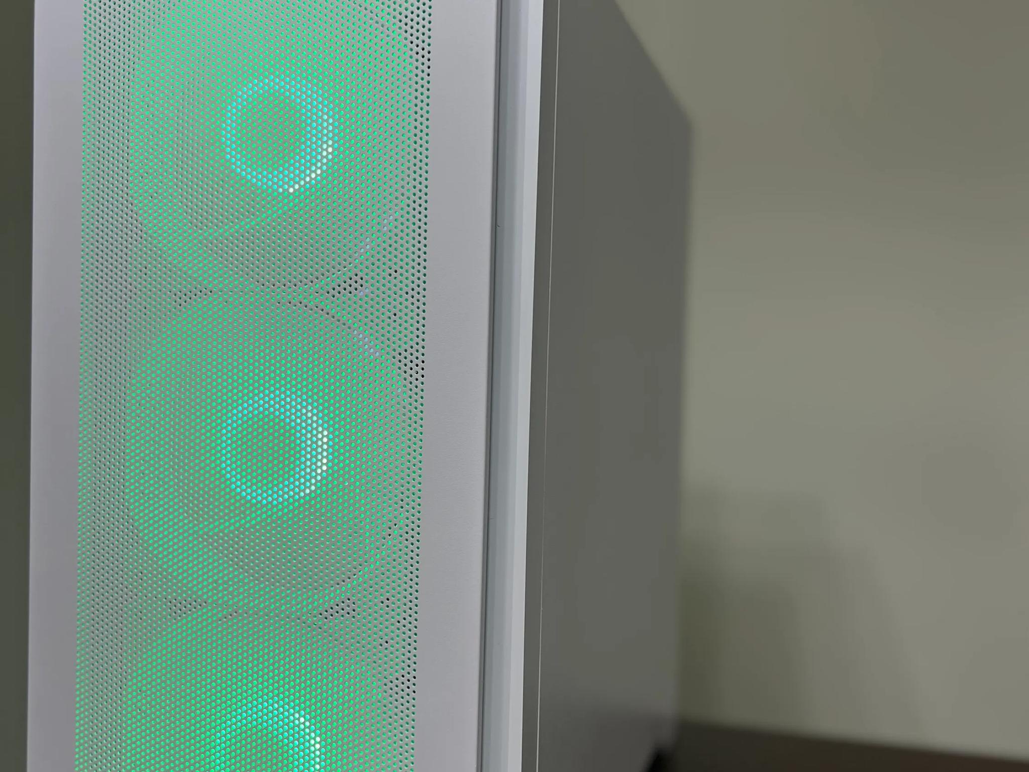 ⚪❄️ Ryzen 5 3600 | GTX 1060 6GB 🧊| 16GB Ram 🧊| 512GB Gen4 NVME ❄️Custom White PC ⚪