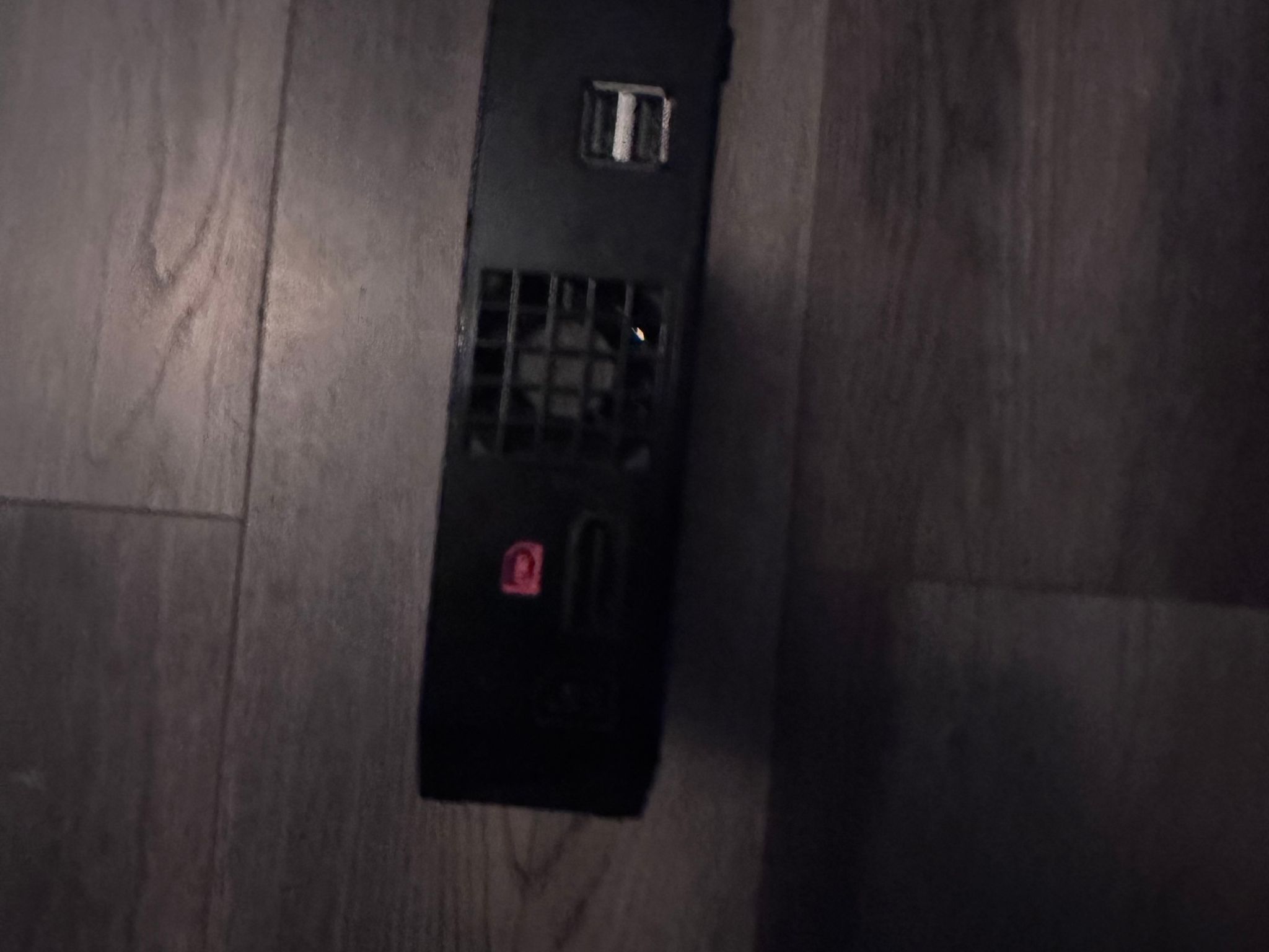 Nintendo Wii (black) NO CONTROLLERS NO CABLES