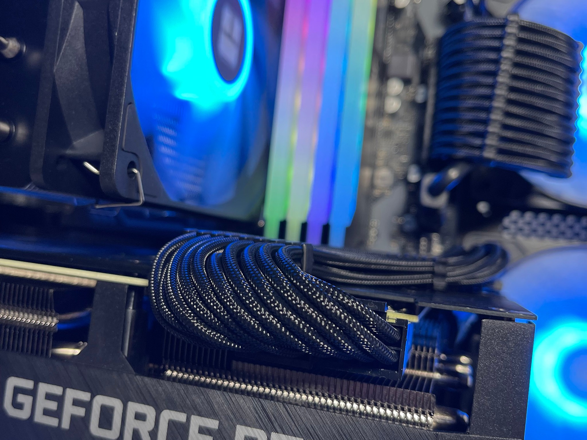 Gaming PC | Intel i5 12600K | RTX 3070 | 32GB DDR4 | 2.5TB NVME