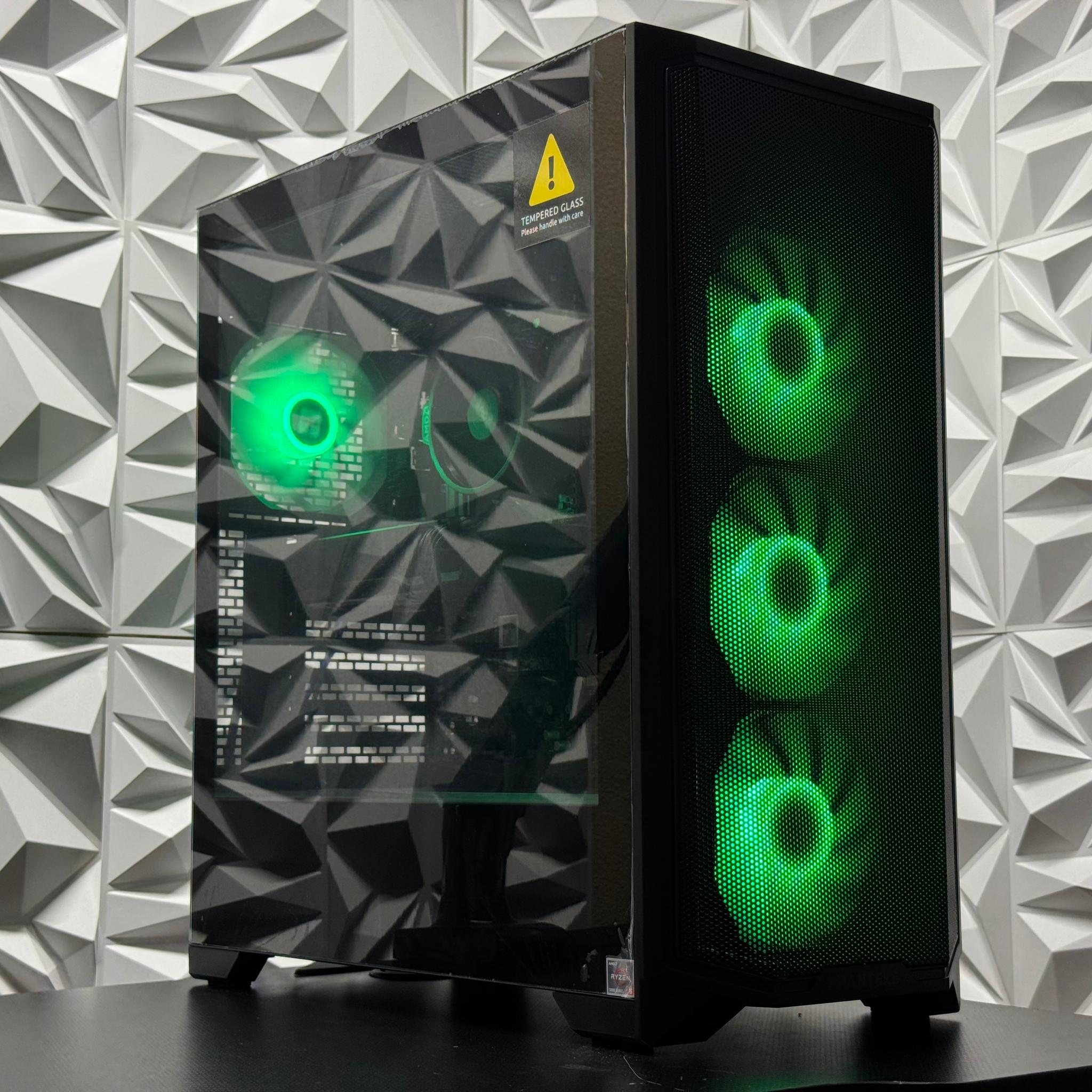 1080p/1440p Gaming pc / RX 7600 / Ryzen 5 5500 / 16GB RAM / 512GB SSD / Fortnite / Warzone