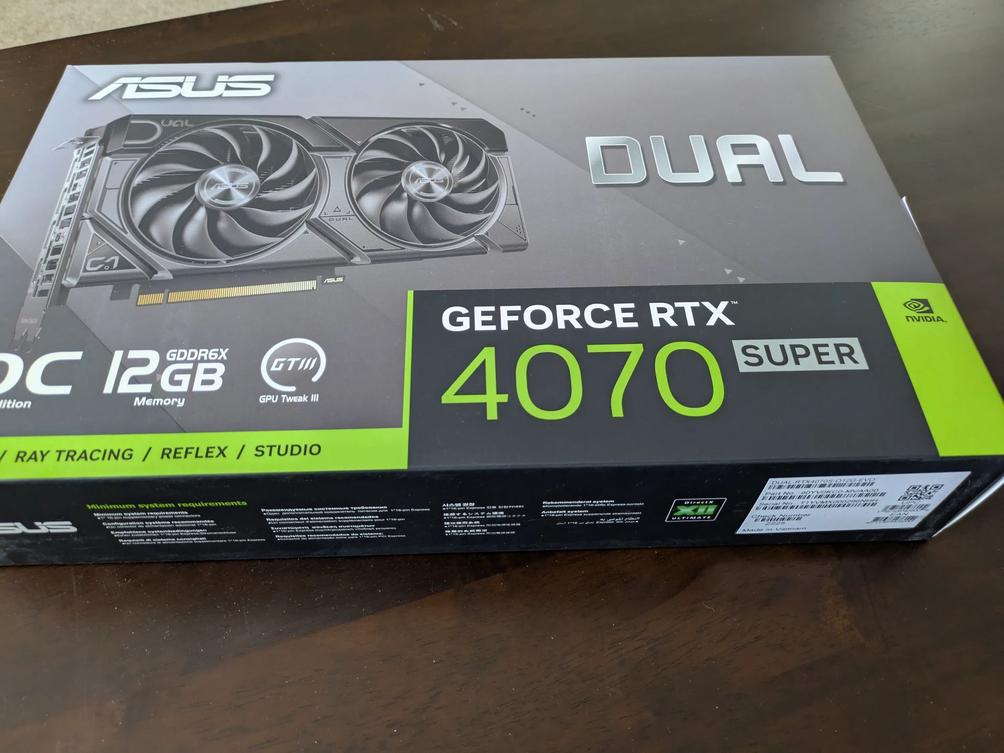 ASUS - Dual NVIDIA GeForce RTX 4070 Super EVO Overclock