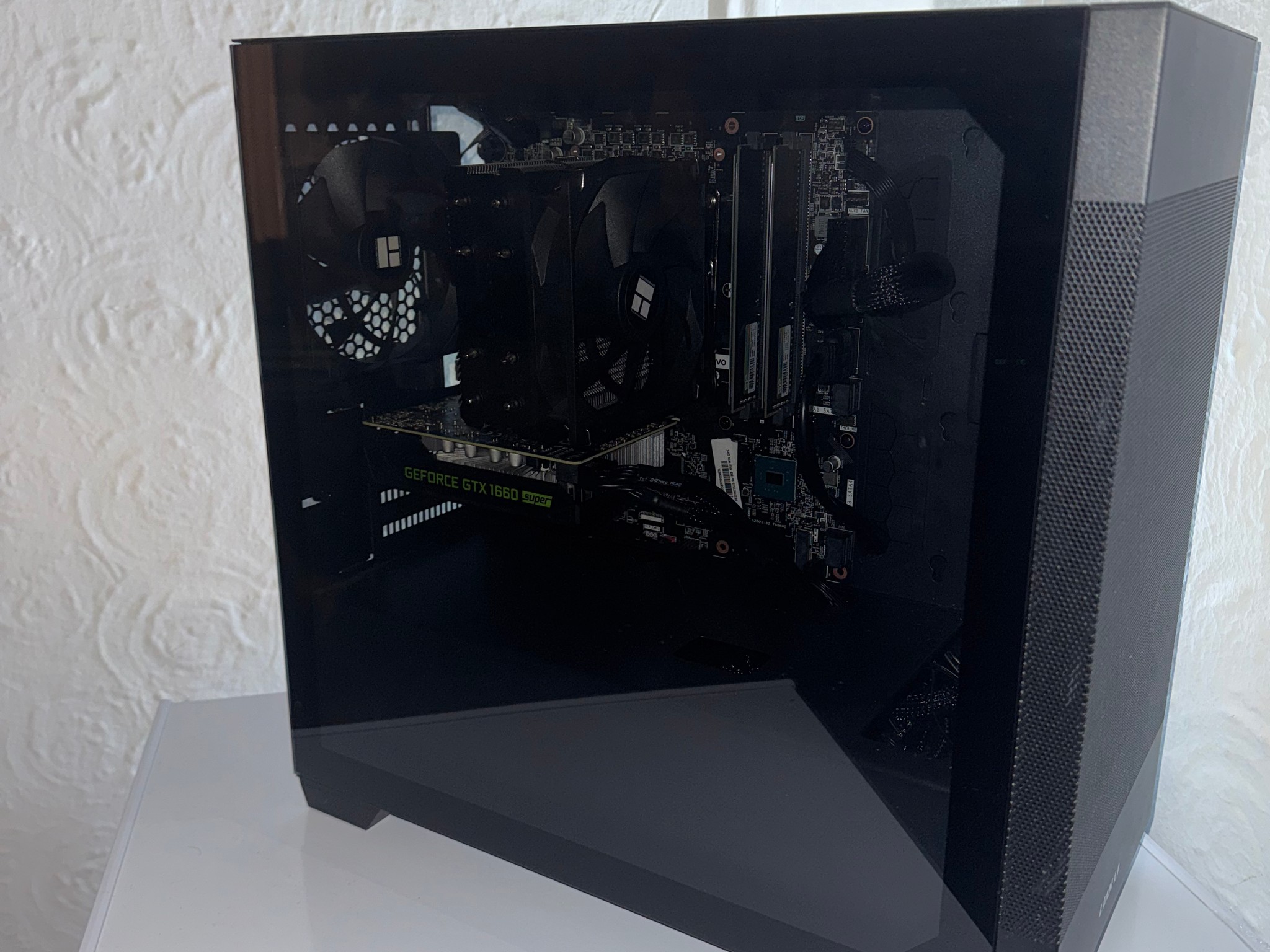 CUSTOM PC - GTX 1660 SUPER - Intel i5 10400F - MICRO ATX BLACKOUT