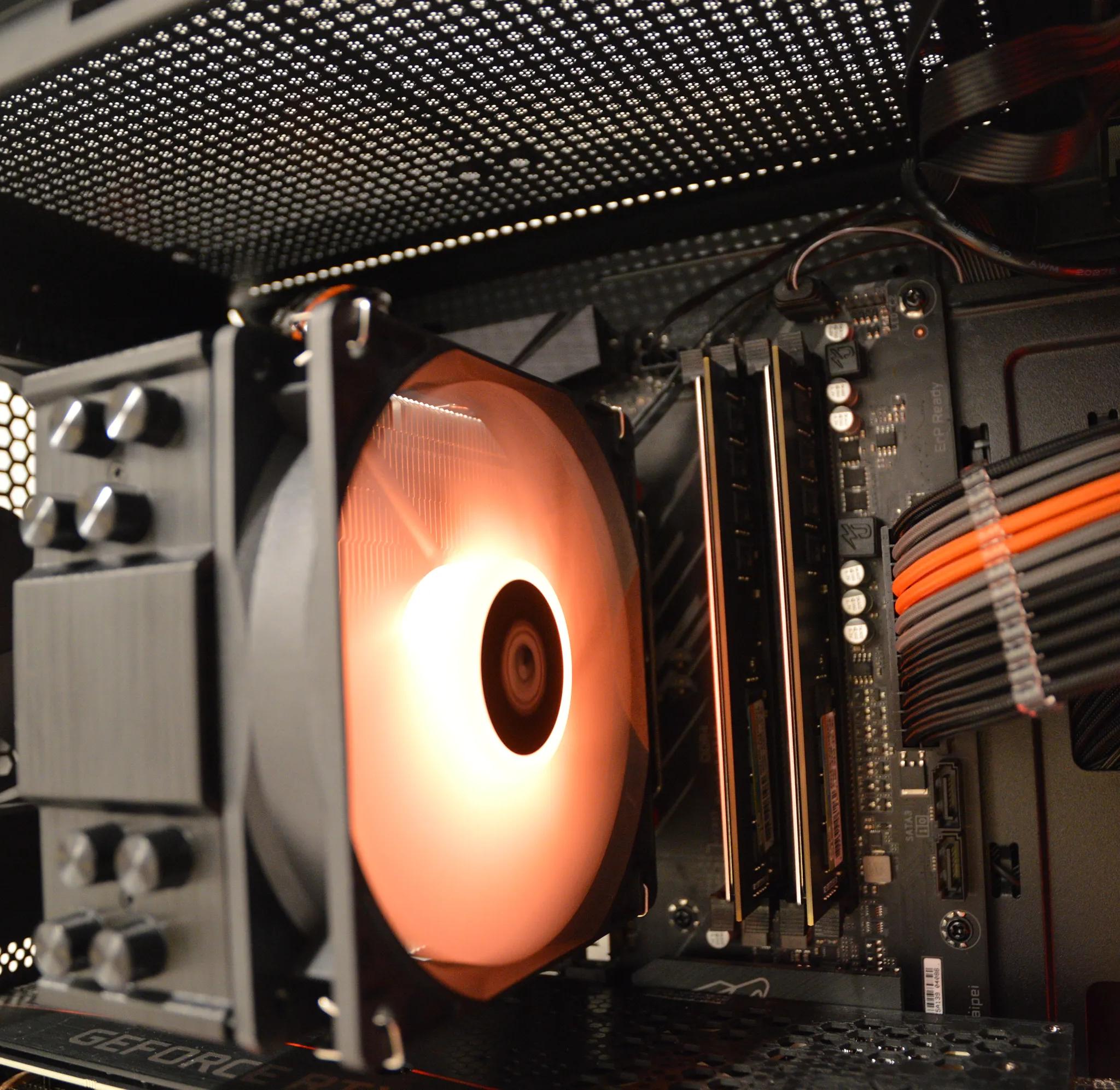 ⚫🟠 MIDNIGHT ORANGE 🟠⚫ | AMD Ryzen 7 5700X | NVIDIA RTX 3070 | 32 GB RAM | 1TB Gen 4 NVME SSD |