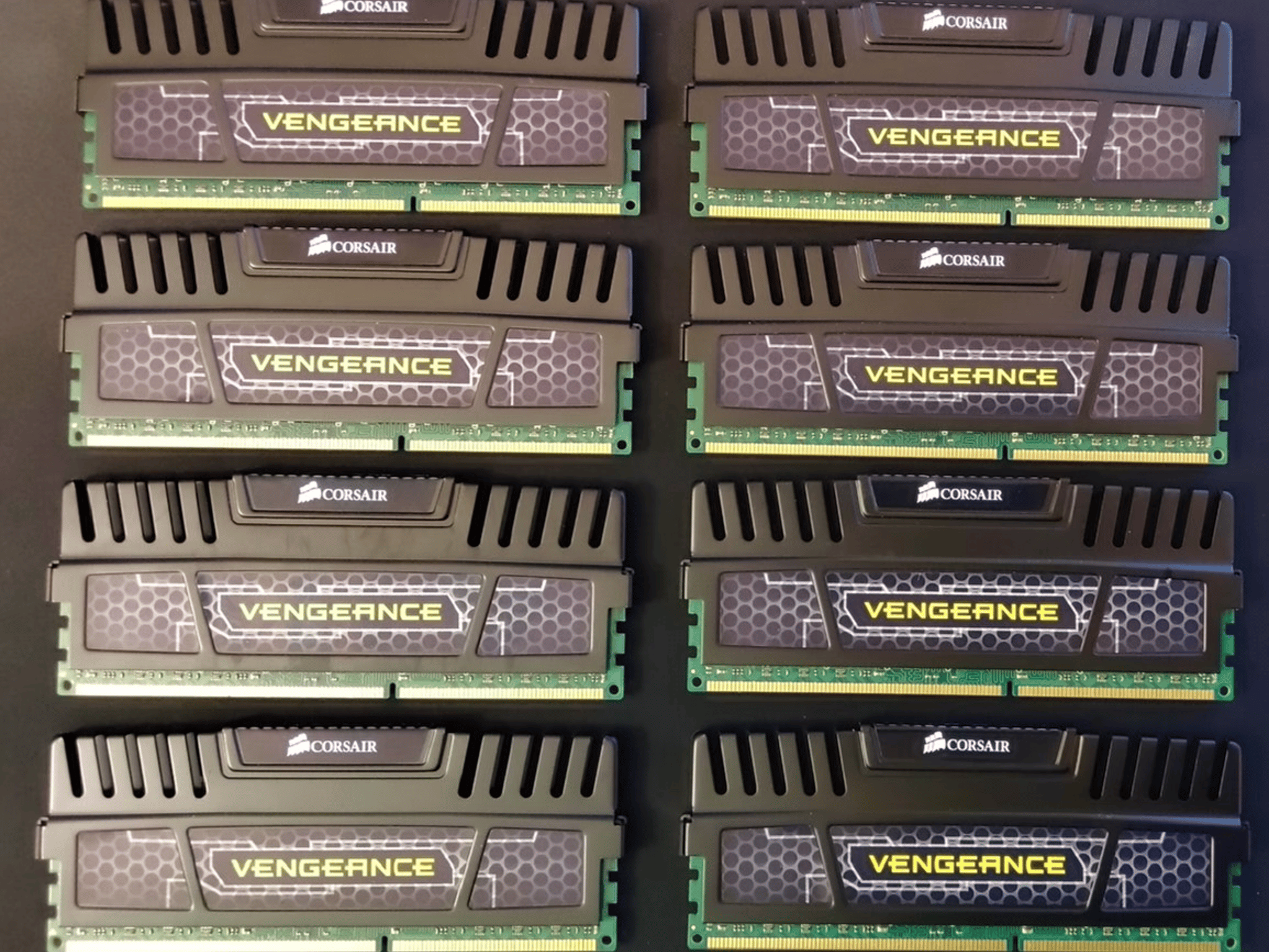 Corsair Vengeance 32GB(8x4GB) DDR3 1600MHz CL9 RAM