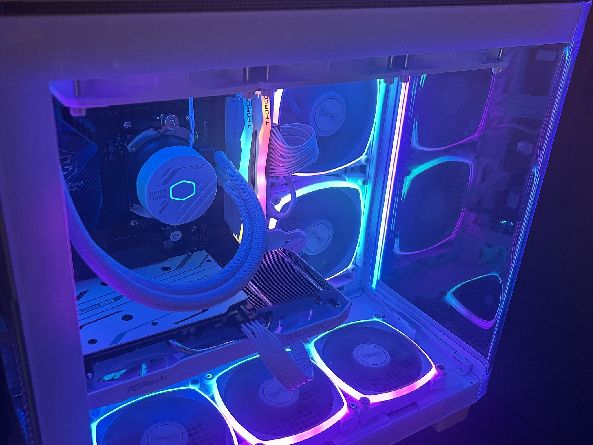 Custom Gaming PC Radeon RX 6600, 64GB DDR5 Ram, 1TB SSD, 8 TB HDD,  Ryzen 5 8600G