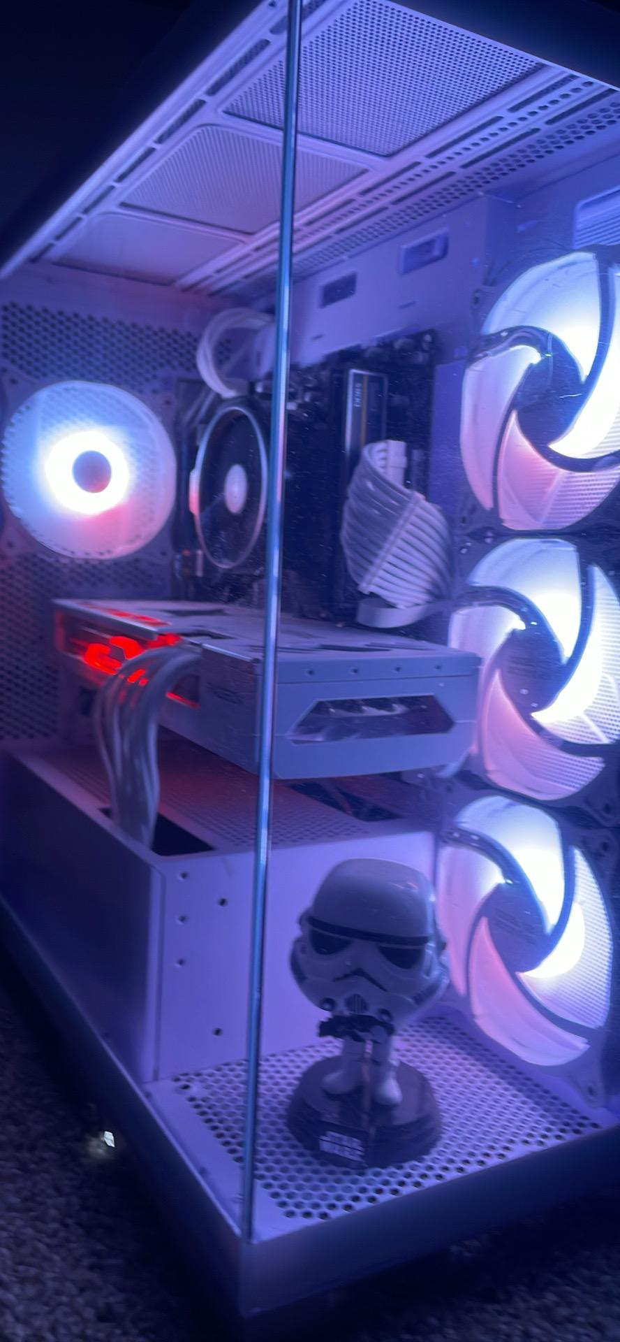 *Sale High end Gaming Pc Radeon 7800XT, 16gb Teamgroup Elite+ ddr5 ram 4800mhz, Amd ryzen 5 7600