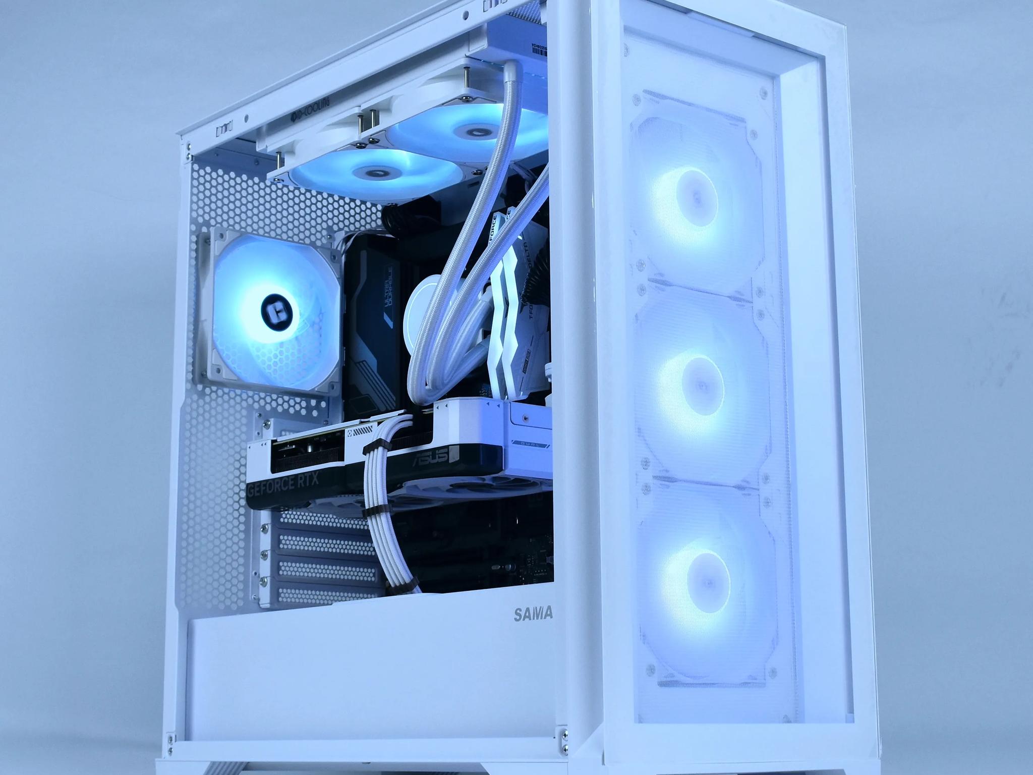 🧊ICE🧊 1440p Gaming & Streaming PC + Keyboard | Intel 12600KF, NVIDIA RTX 4070, 1TB SSD, 32G DDR5