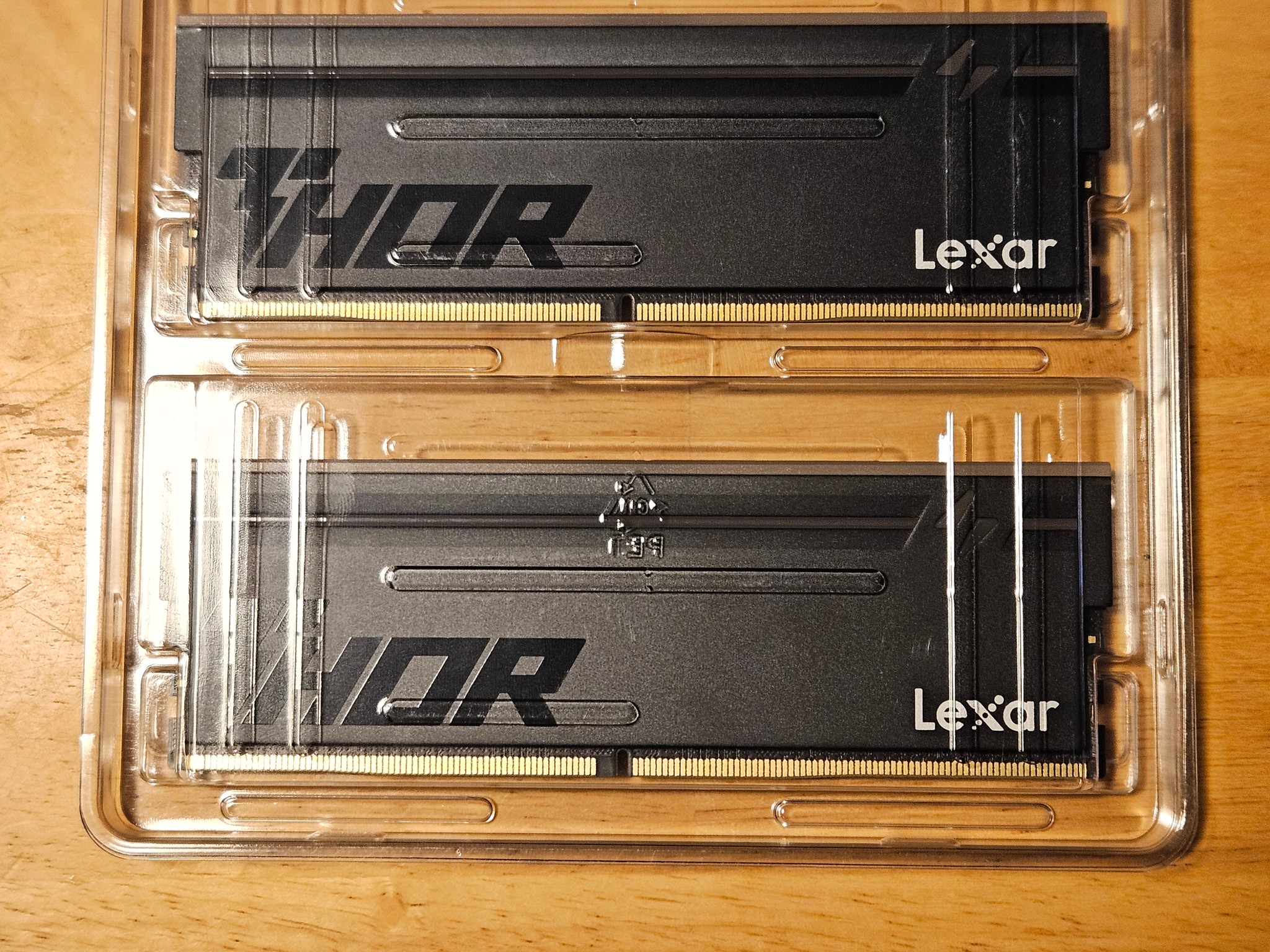 Lexar Thor RGB Gaming 32GB DDR5 KIT