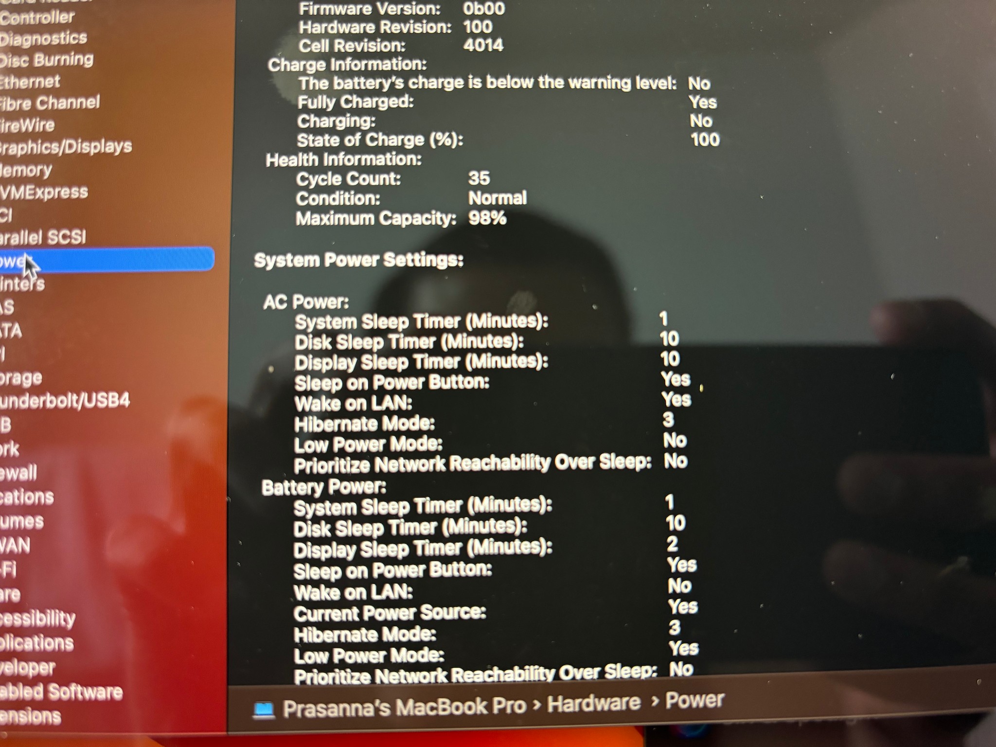 M1 Pro MacBook Pro 16 (Late 2021) - 10 CPU Cores, 16 GPU Cores, 16 GB DDR5, 512 GB SSD