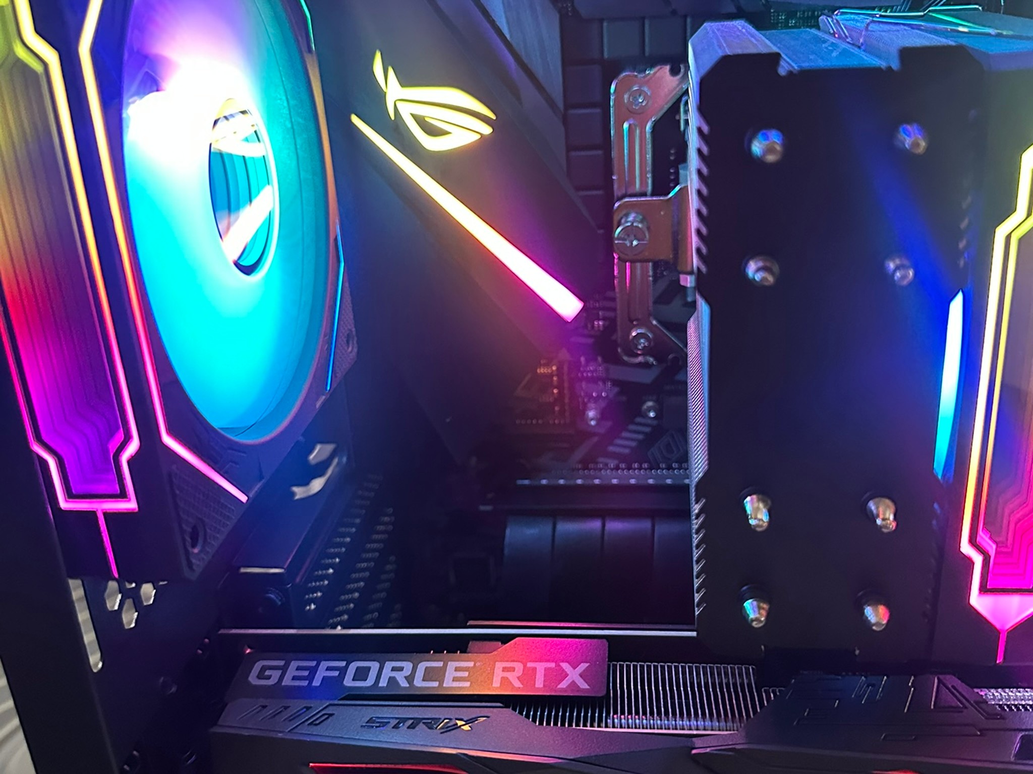 i7-8700K / ASUS Strix RTX 2070 / 512G NVME / 16GB RAM