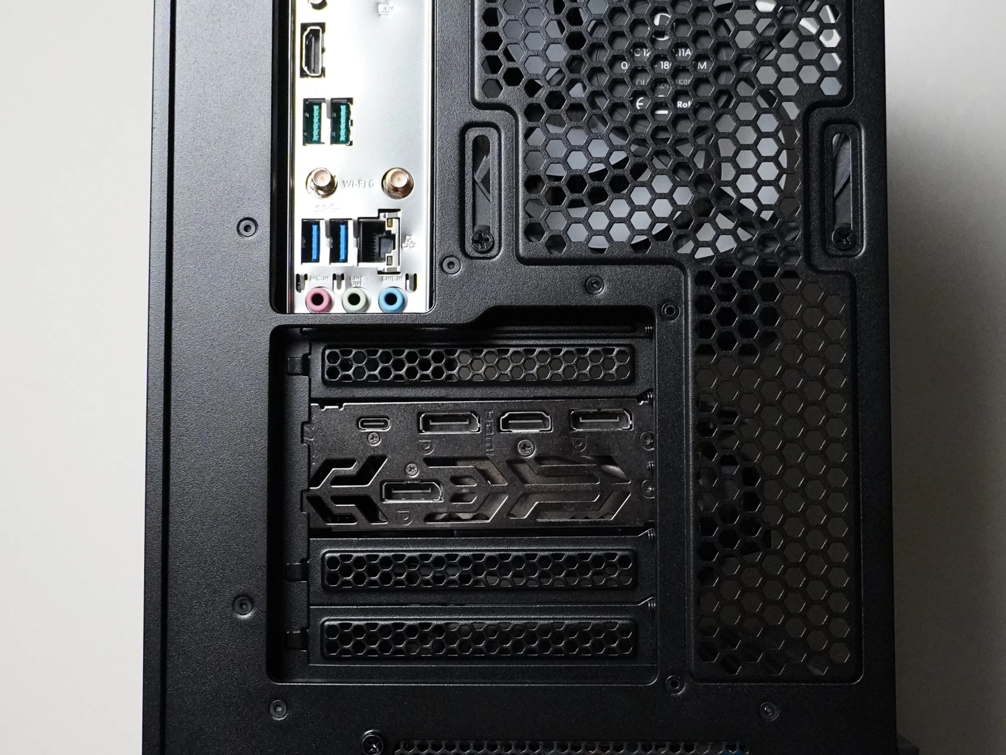 Black Gaming Pc | Ryzen 5 5500 | RTX 2080 Super | DDR4 16GB | 1TB NVMe | Win 11 Pro