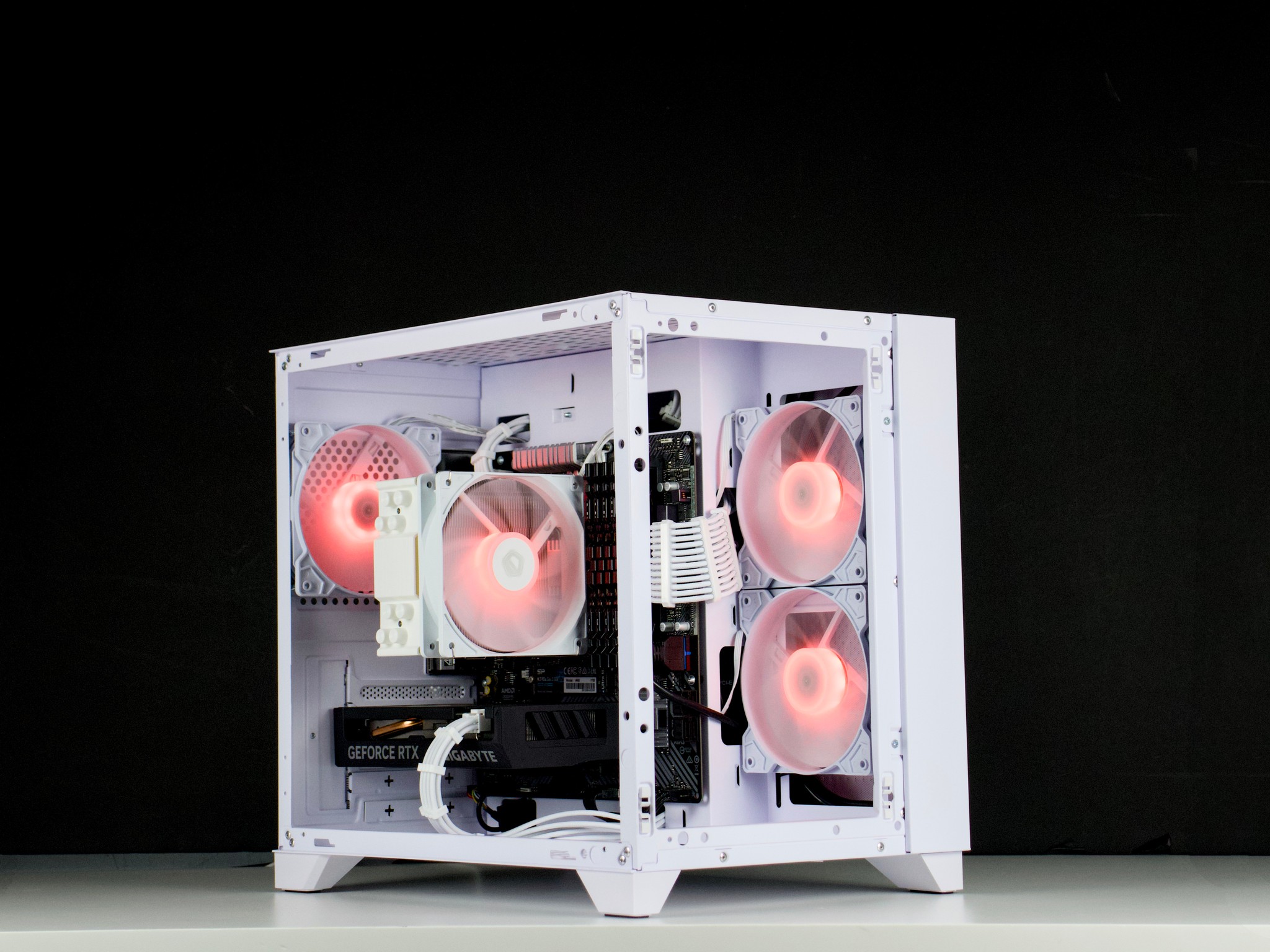 🧊❄️🧊 White Gaming PC – RTX 4060 , Ryzen 5 3600, 32GB RAM, 1TB SSD - WiFi, BlueTooth 🧊❄️🧊