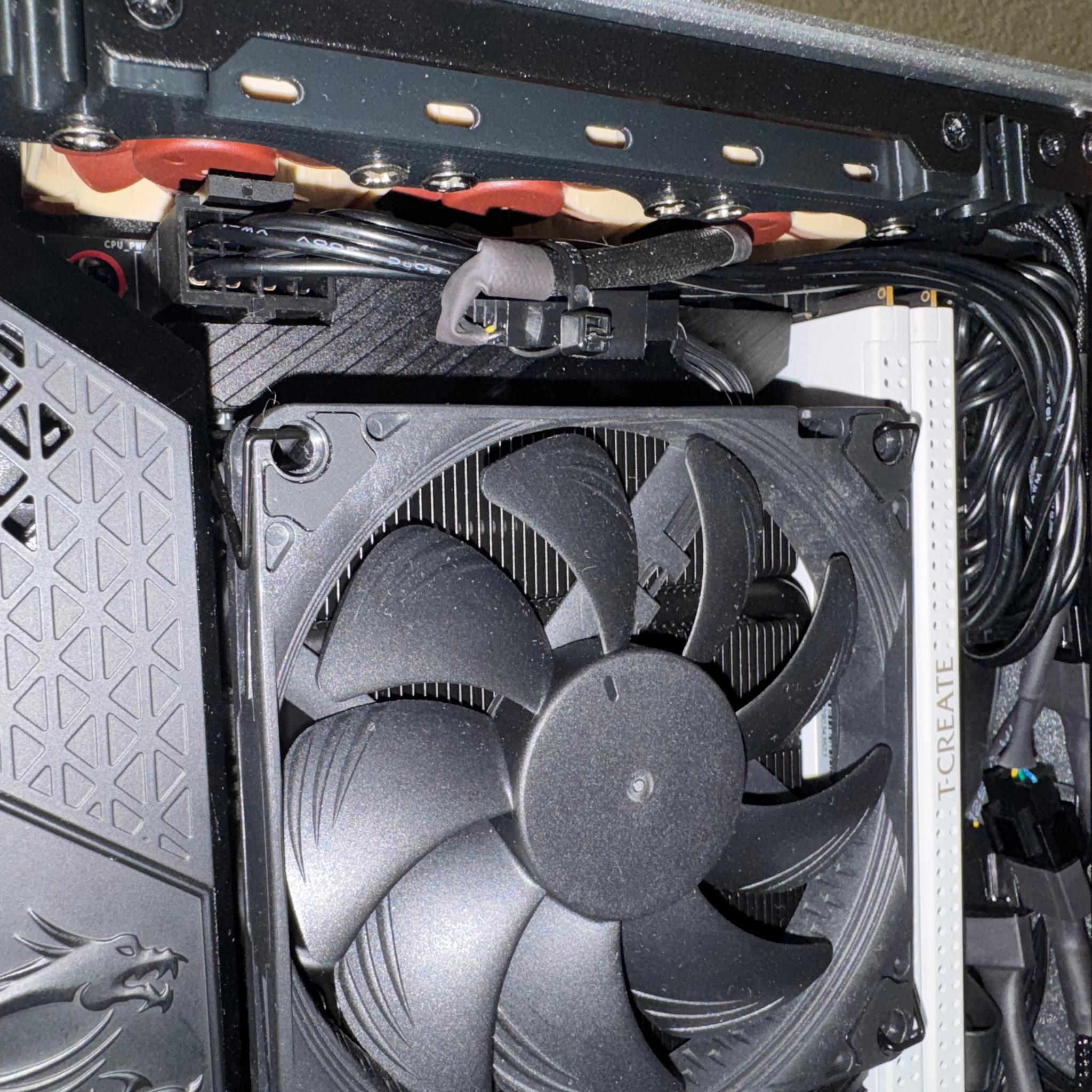 Jonsbo NV10 SFF Gaming PC
