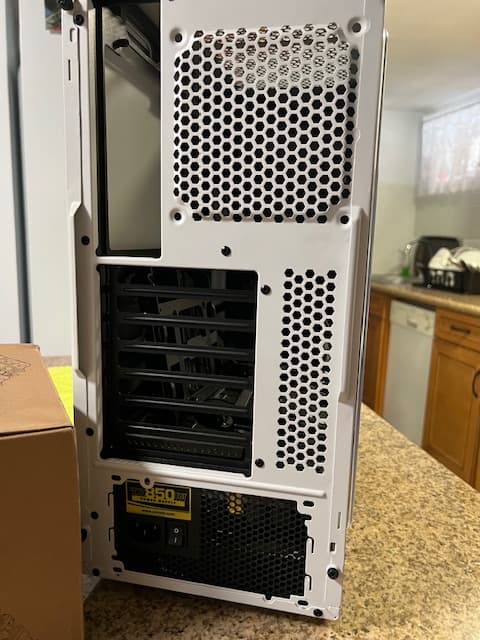 Fractal Design Focus G Mid-Tower Case (White) + Corsair 850 Watt Power Supply