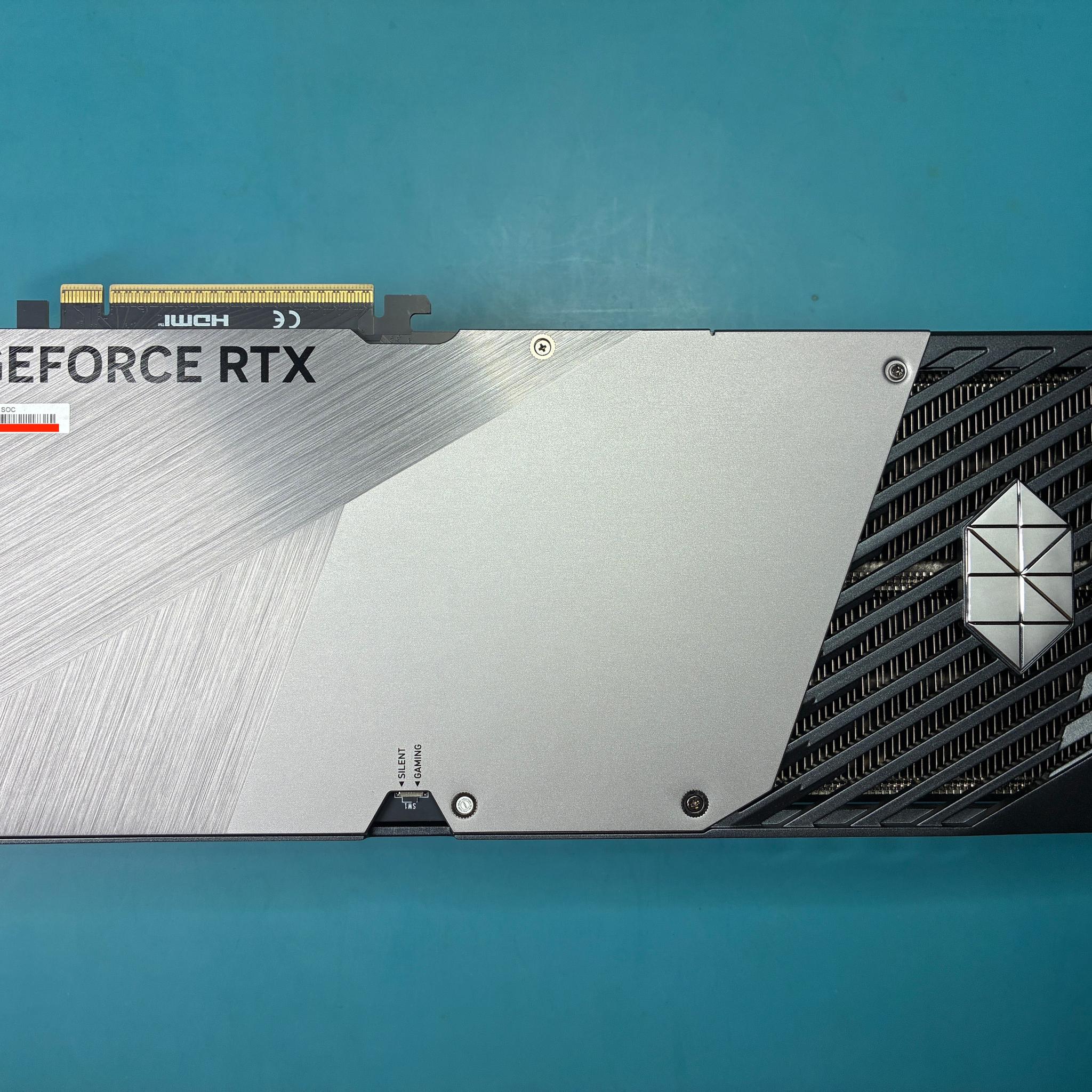 MSI GeForce RTX™ 5080 SUPRIM SOC 16G - G5080-16SPS (GPU)