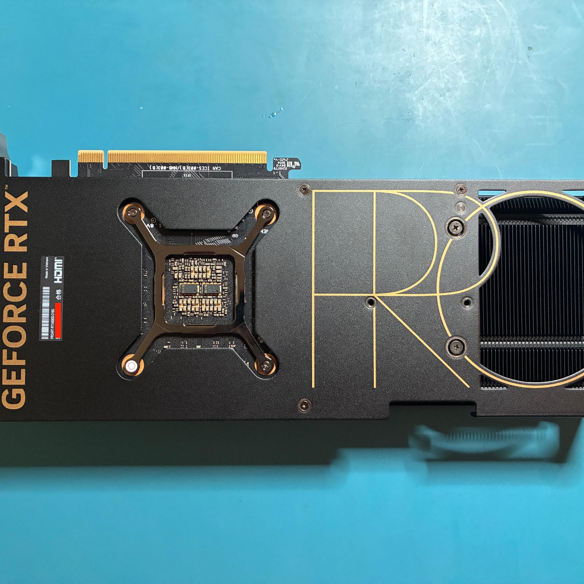 ASUS ProArt GeForce RTX 4080 SUPER 16G - PROART-RTX4080S-O16G (GPU)