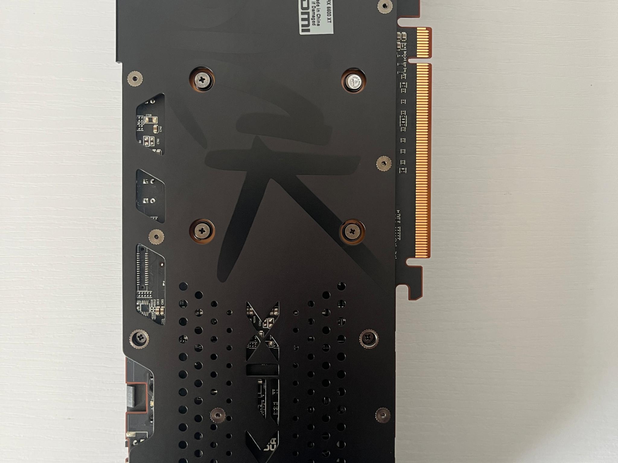 XFX Speedster Radeon RX 6600 XT 8GB