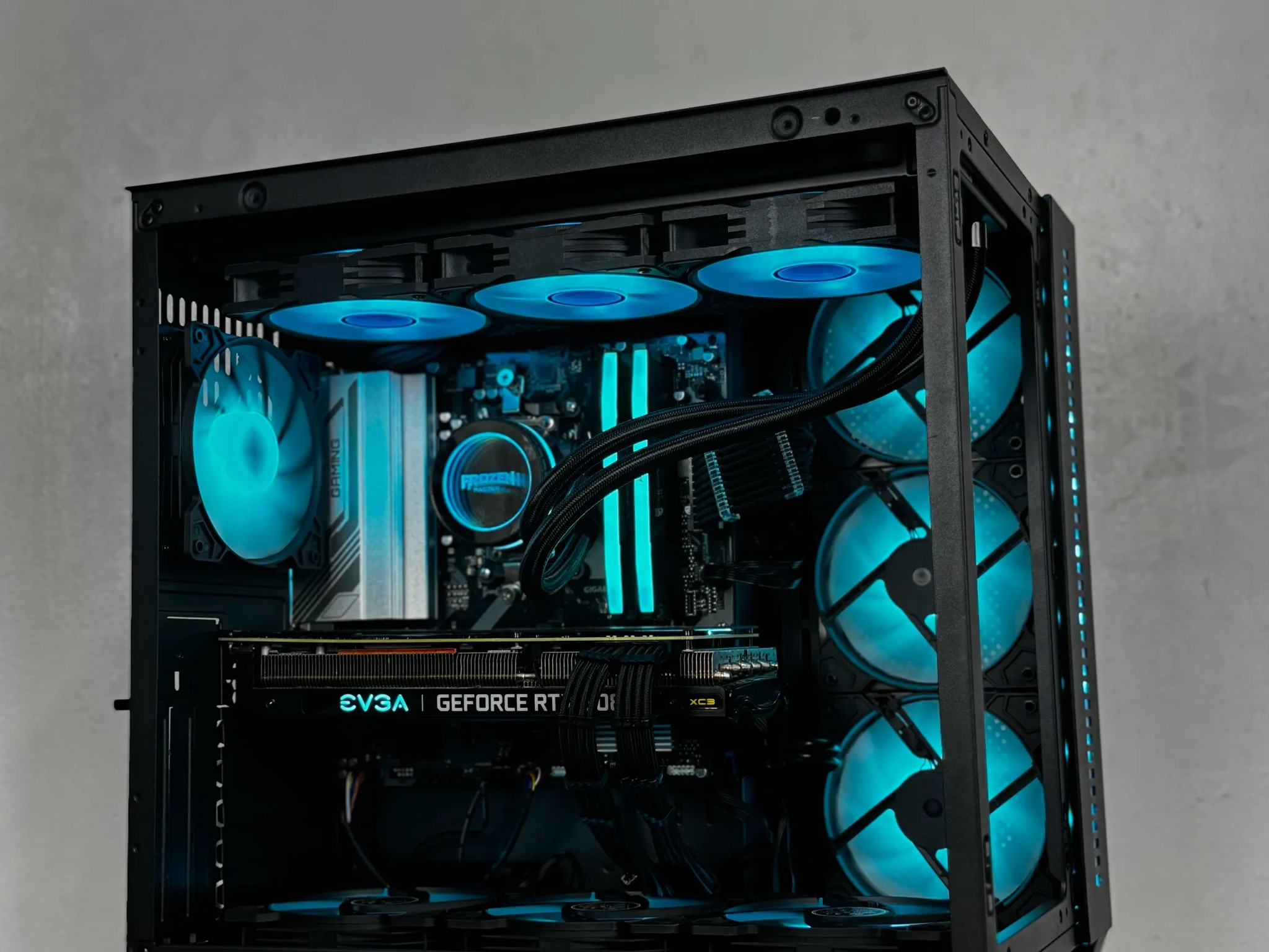 🖤Black🖤 High-End Gaming PC (Ryzen 5 7500f + RTX 3080 + 32gb of ram)