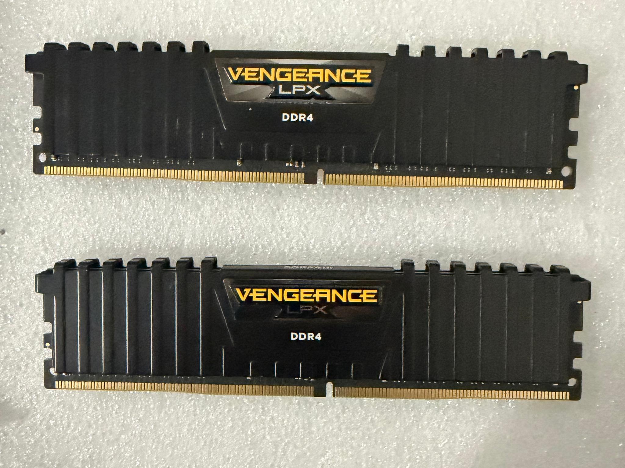 32GB Corsair LPX DDR4 Free Shipping