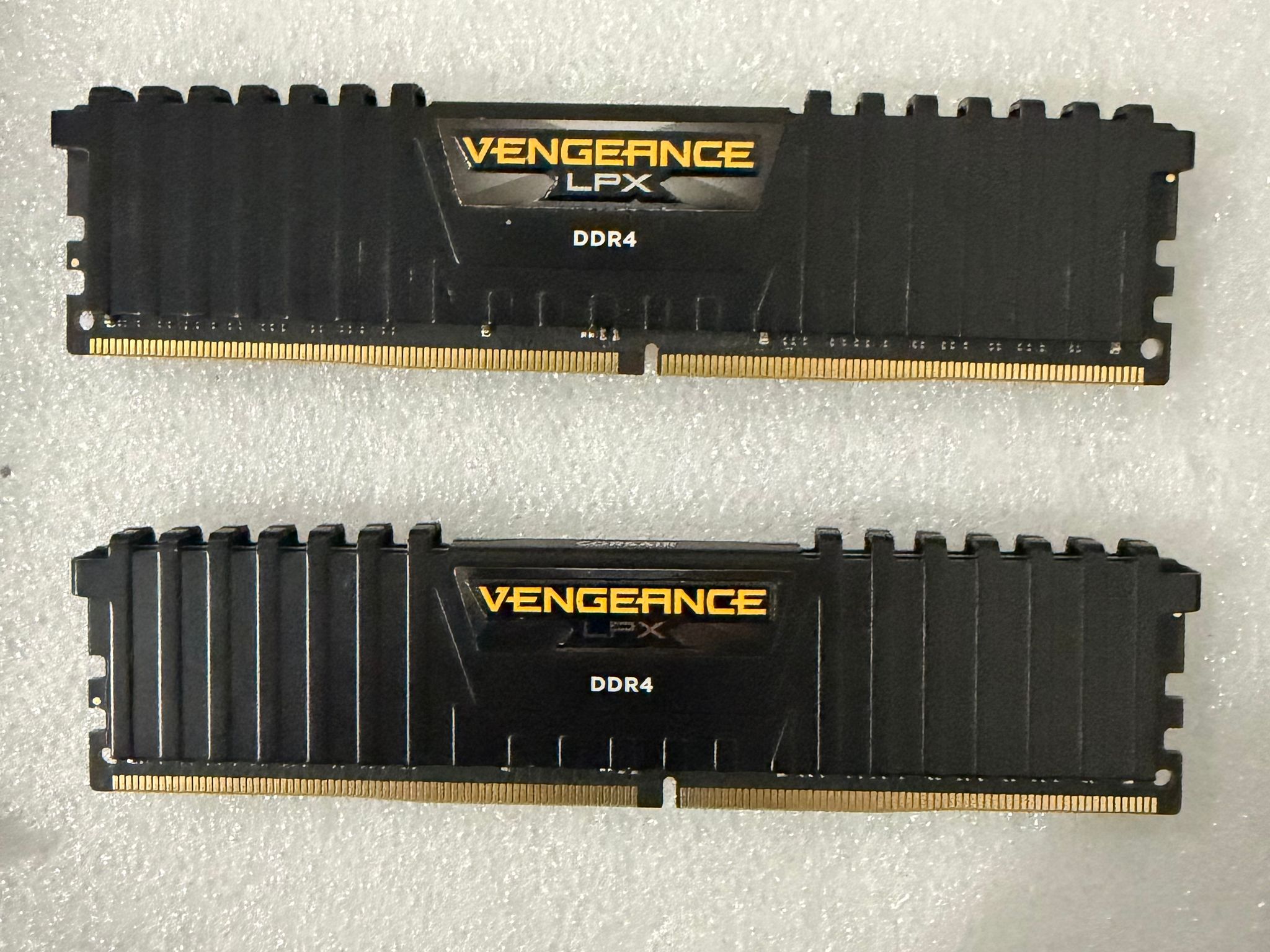32GB Corsair LPX DDR4 Free Shipping
