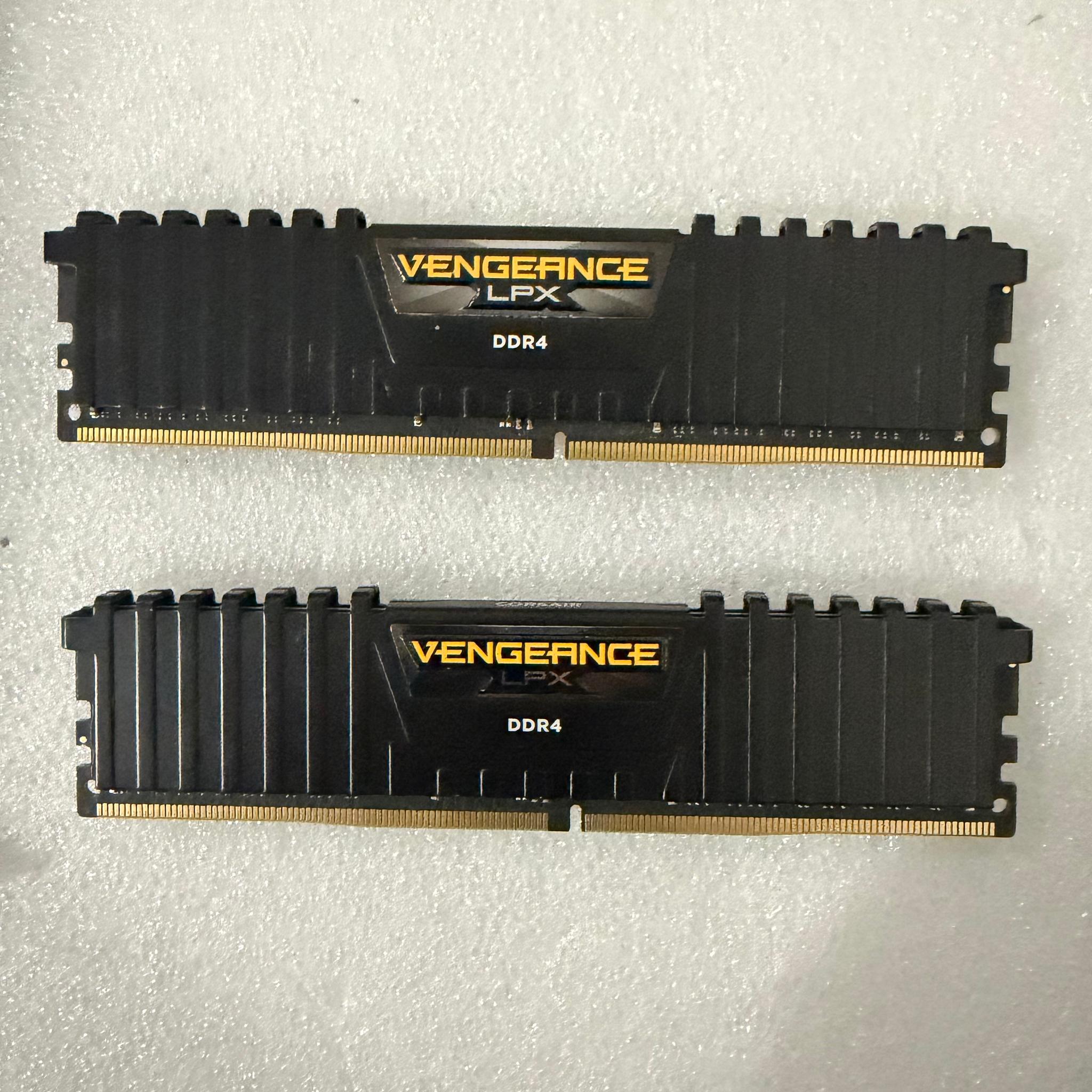 32GB Corsair LPX DDR4 Free Shipping