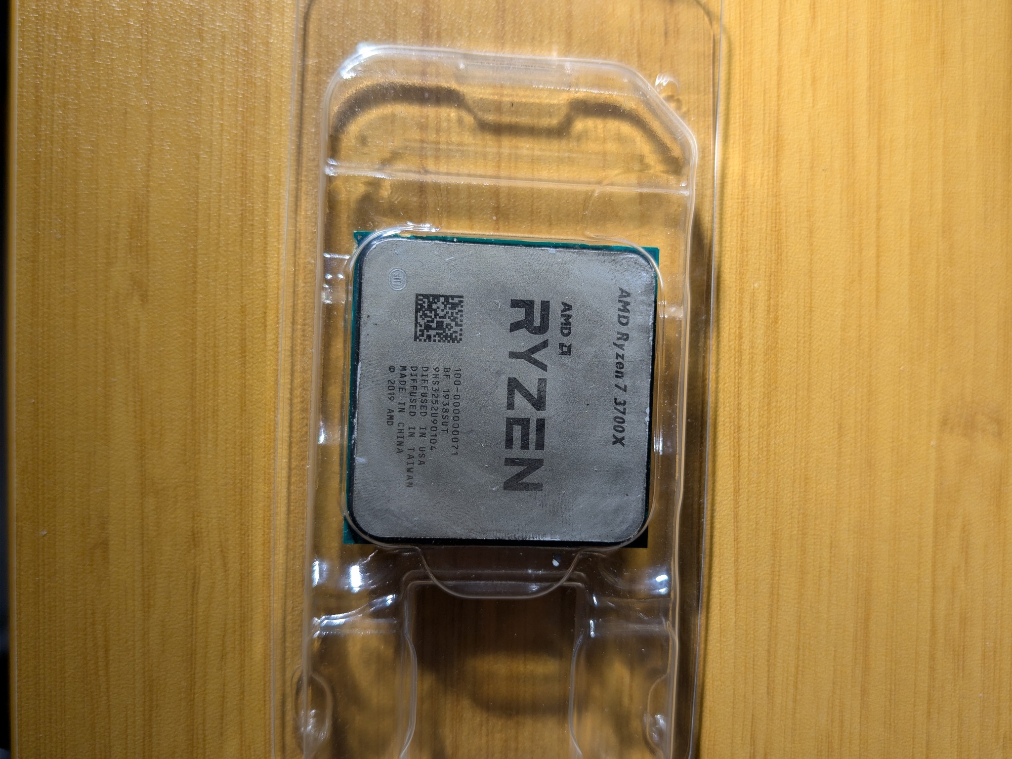 AMD Ryzen 7 3700X - ONE BROKEN PIN SOLD AS-IS