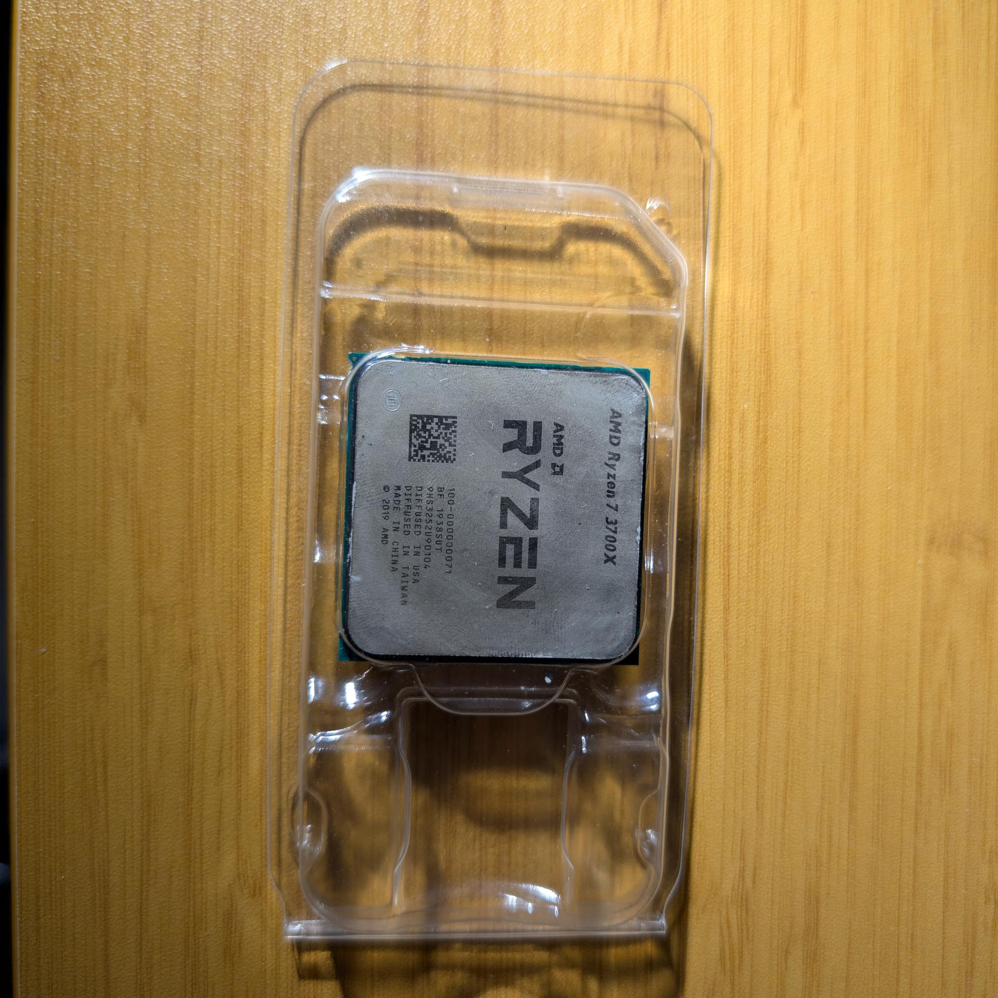 AMD Ryzen 7 3700X - ONE BROKEN PIN SOLD AS-IS