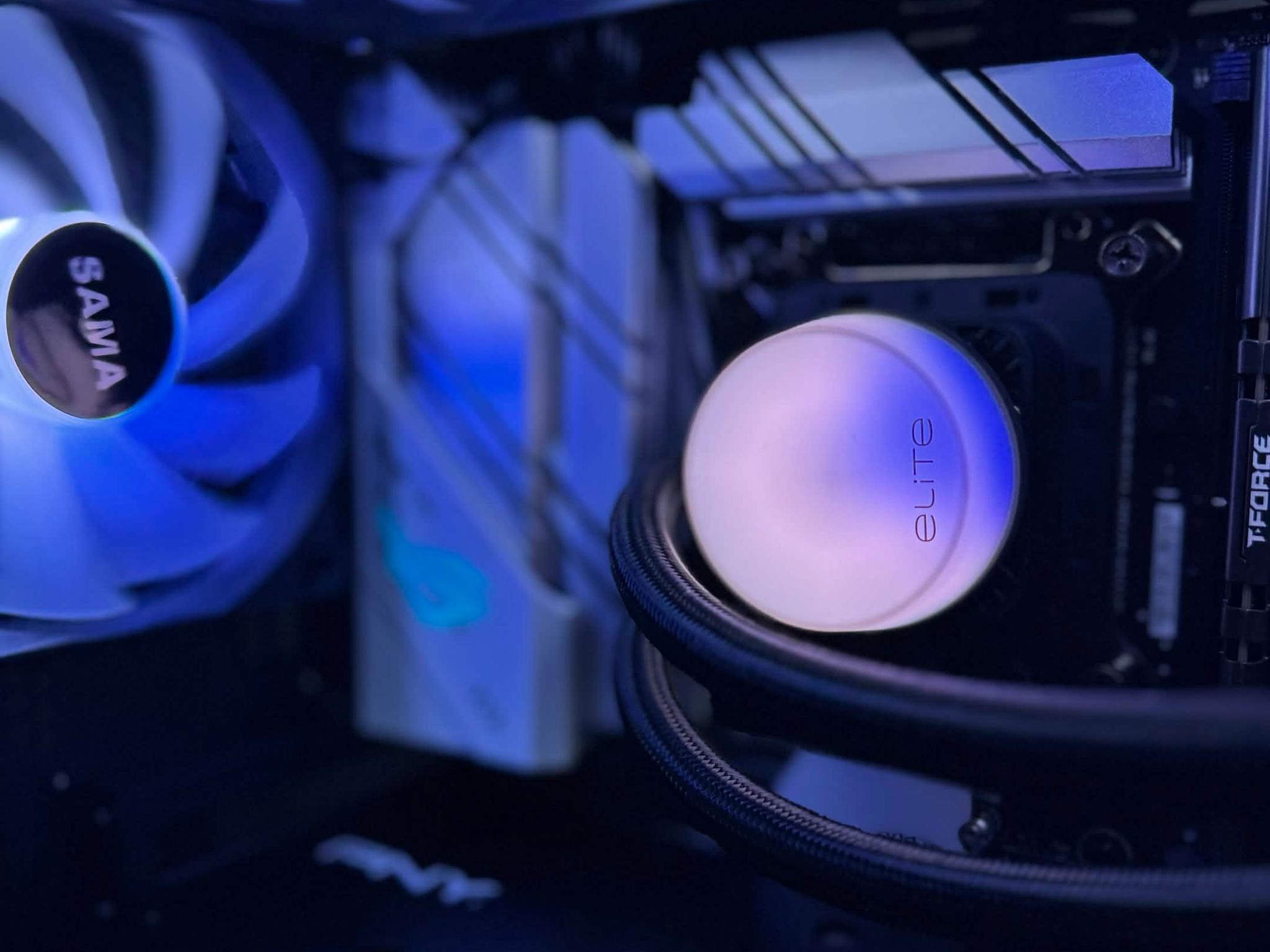 NEW | GeForce RTX 4070 Custom Gaming PC - Core i7-12700KF, 1TB NVMe SSD