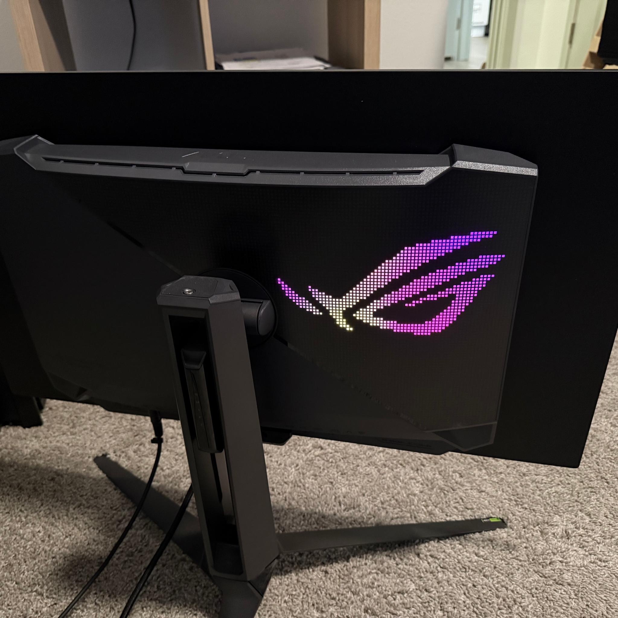 ASUS Swift QD-OLED PG32UCDM 32"