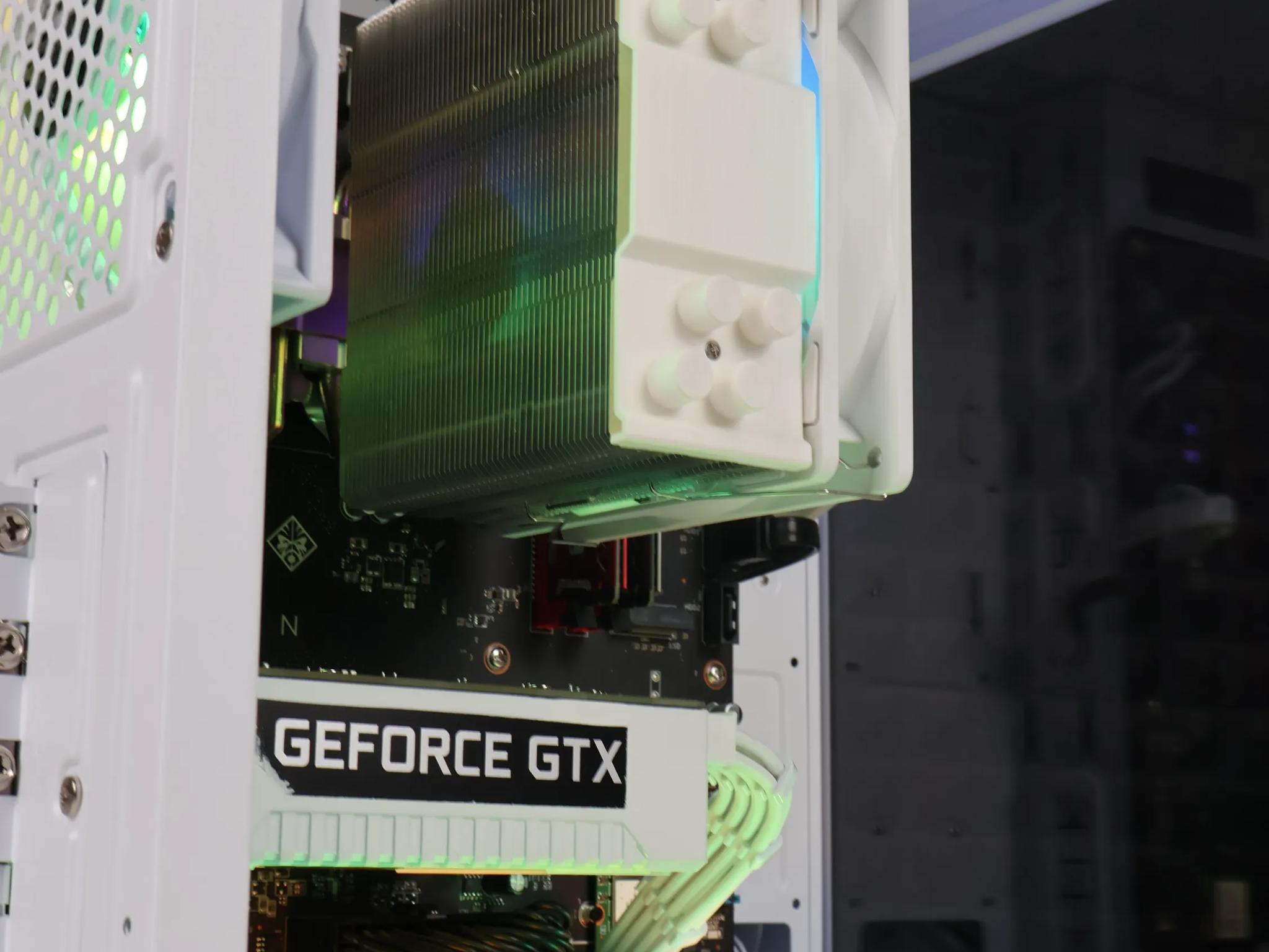 ⚪ Intel Core i7 9700/GTX 1660Ti 6GB Gaming PC ⚪