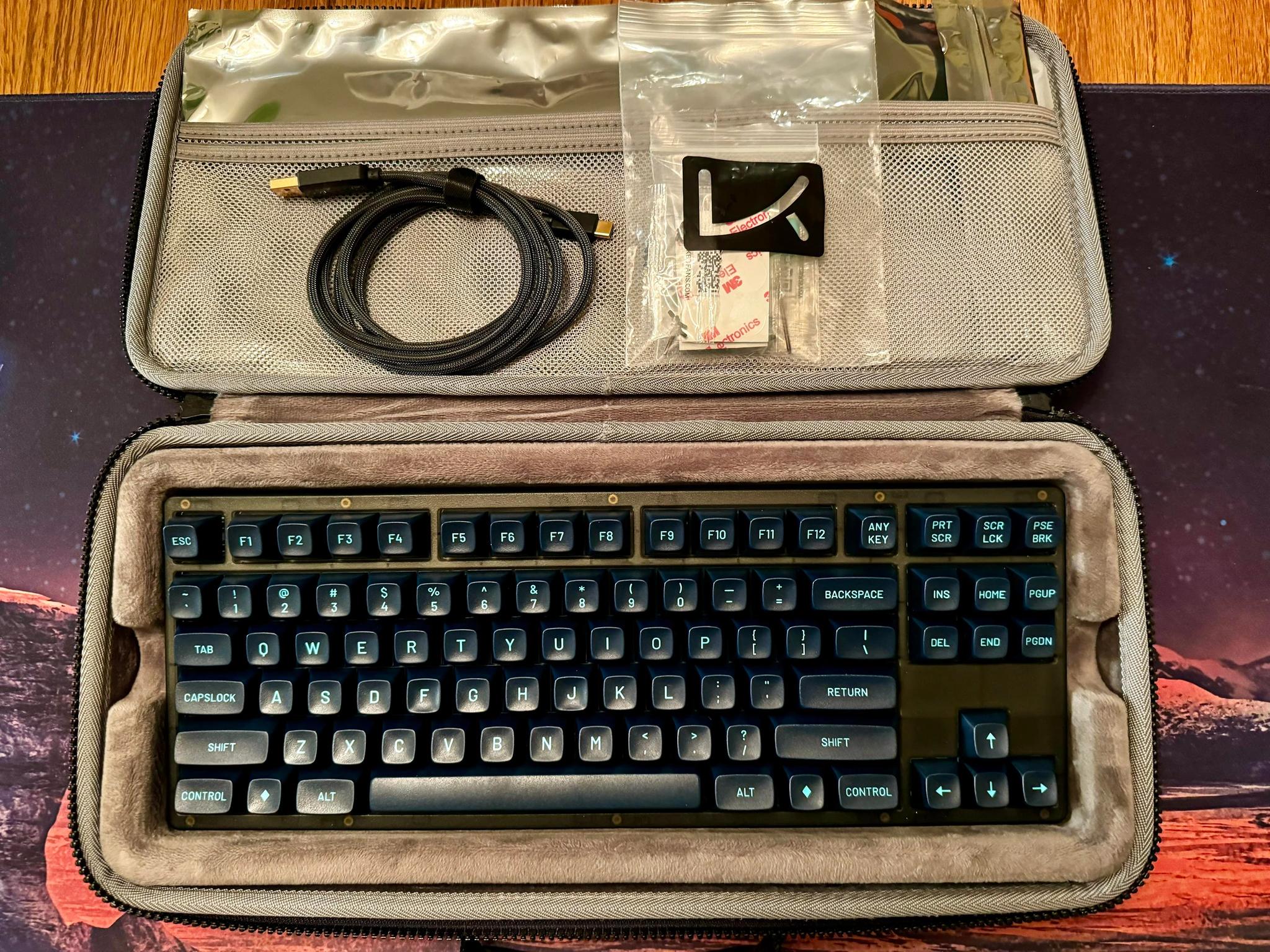 Like New - KBDFans TIGER 80 LITE Tenkeyless Custom Mechanical Keyboard w/ Drop Dusk MT3 Keycaps