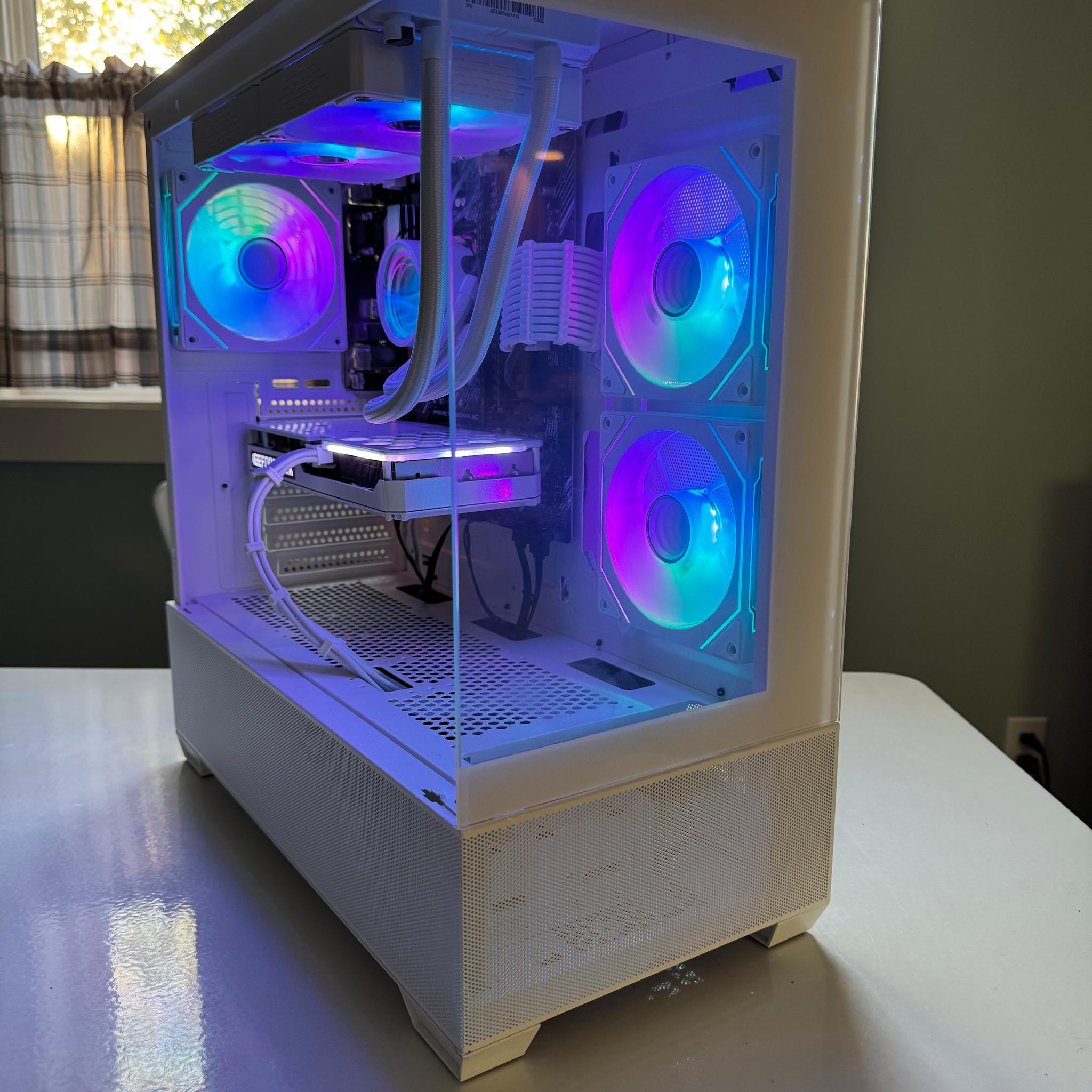 FrostByte | Custom Gaming PC | 3060 TI - R5 5500 - 16GB Ram - 1 TB SSD