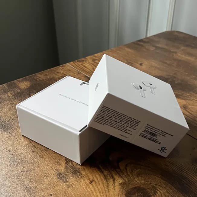 Open Box AirPods Pro 2nd Generation USB Type-C with ANC and MagSafe Wireless Charging