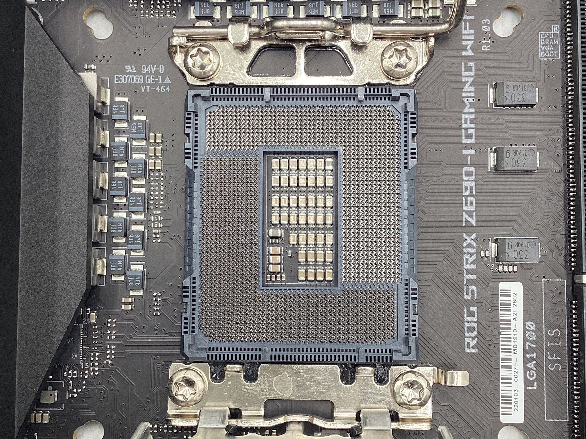 ASUS ROG-STRIX-Z690-I-GAMING-WIFI Intel Z690 LGA 1700 mini ITX