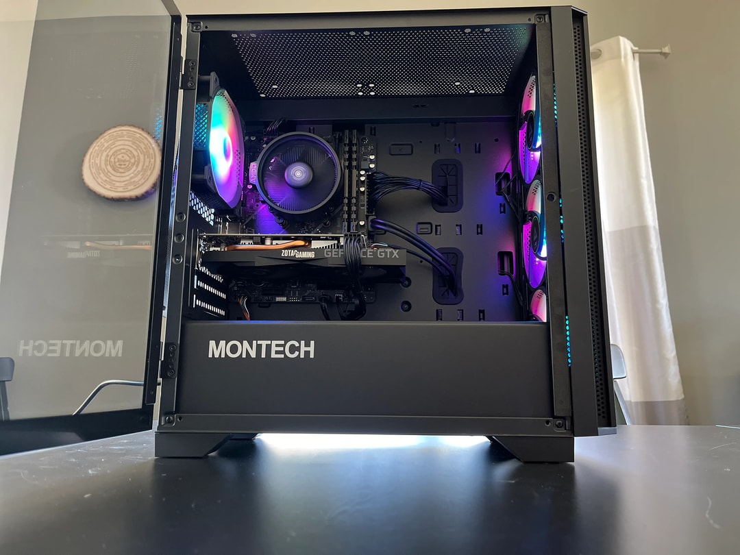 GTX 1660 | Ryzen 5 2600 | 16 GB RAM | | Jawa