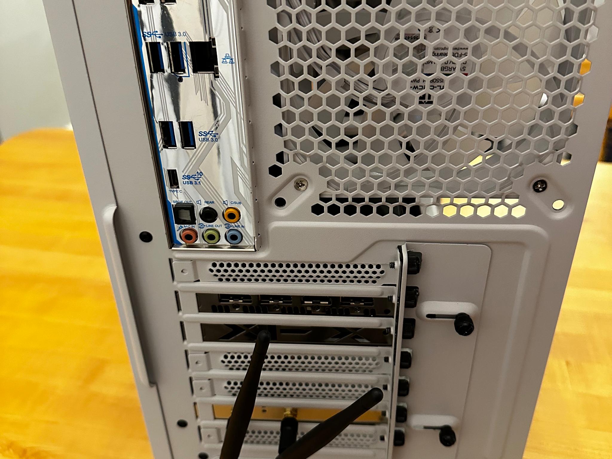 ⚪️🐈|Core i7, RX 6600XT, 32gb Ram, 1tb SSD AIO & WiFi Equipped Gaming PC!