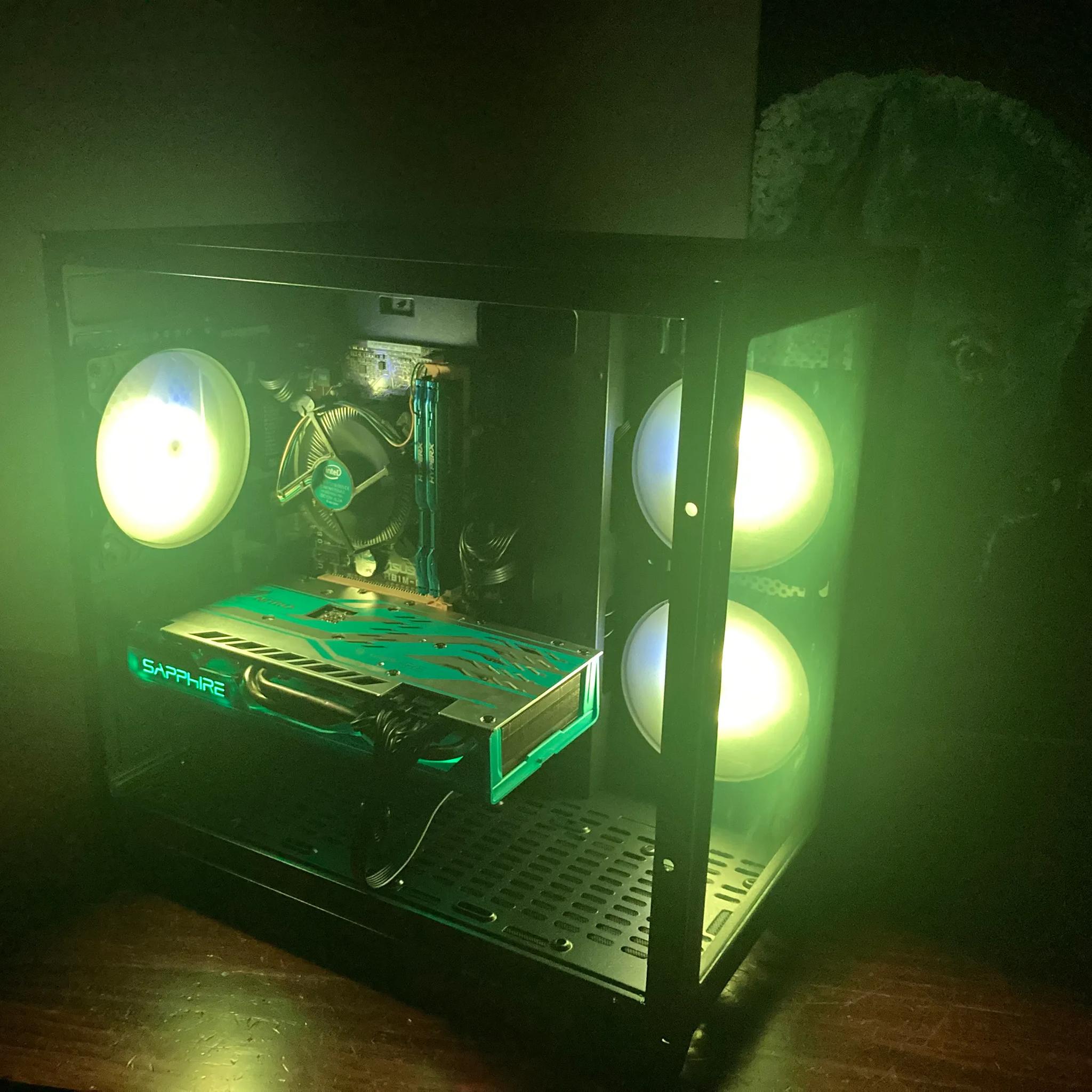 Gaming PC / RX 590 8gb /  i7 / 16gb RAM